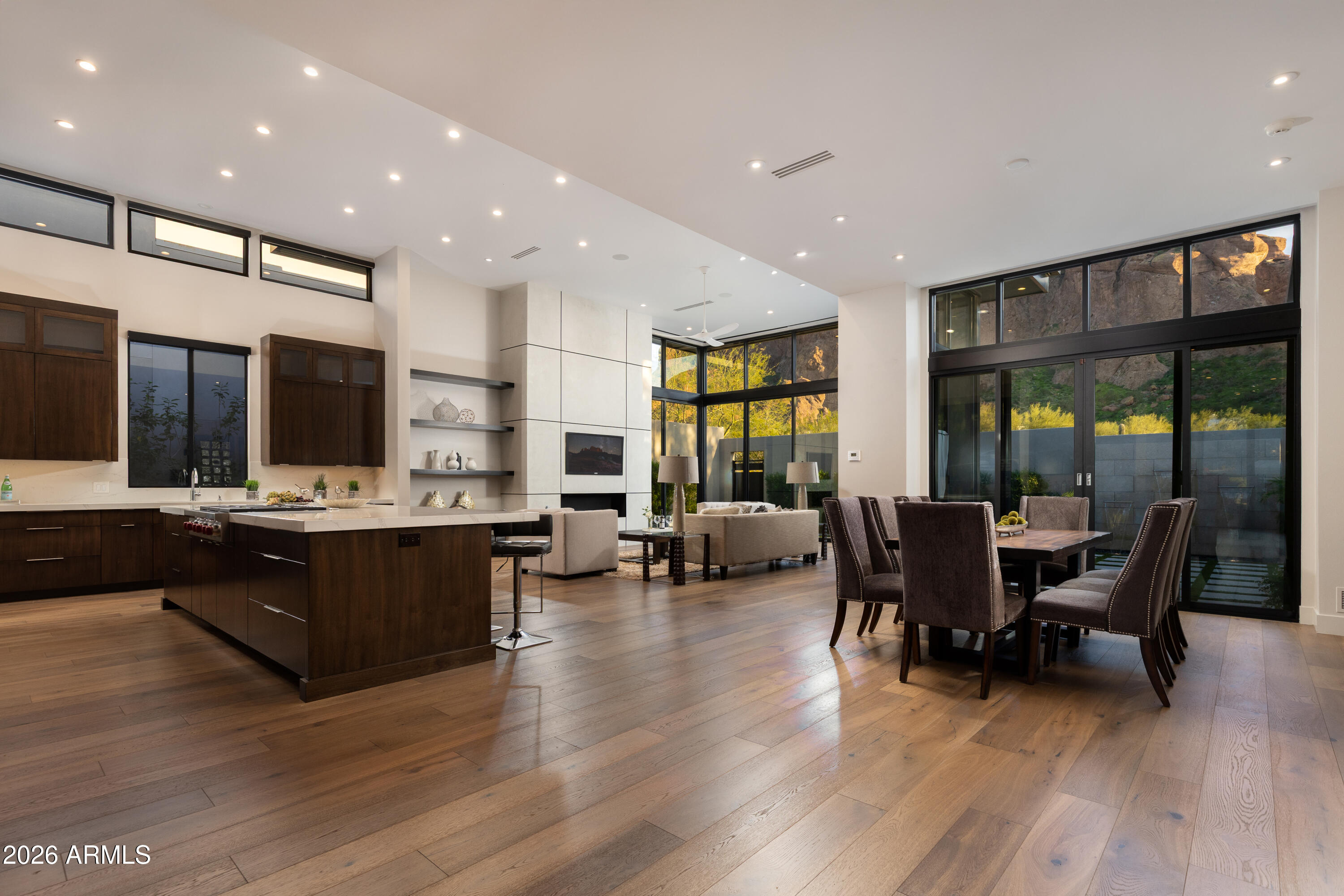 ECHO CANYON - Residential