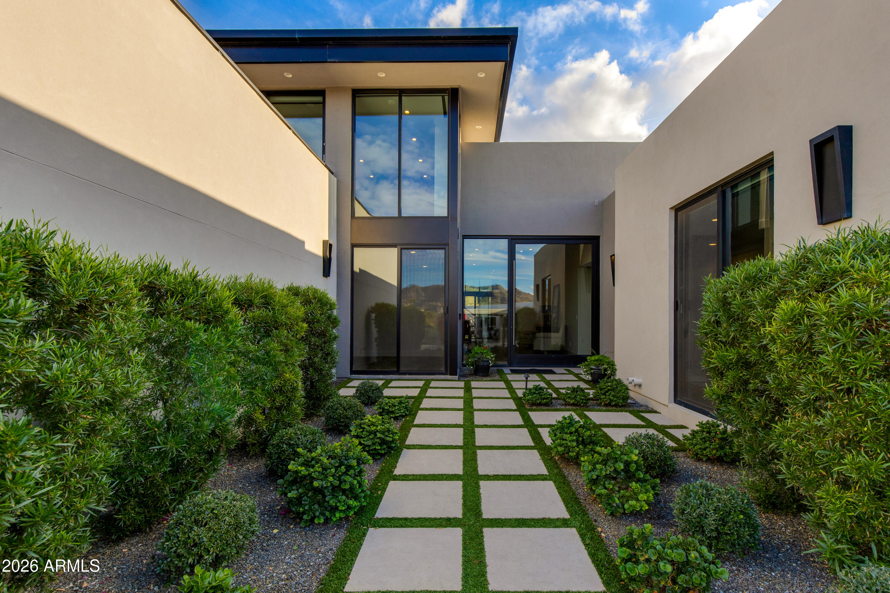 ECHO CANYON - Residential