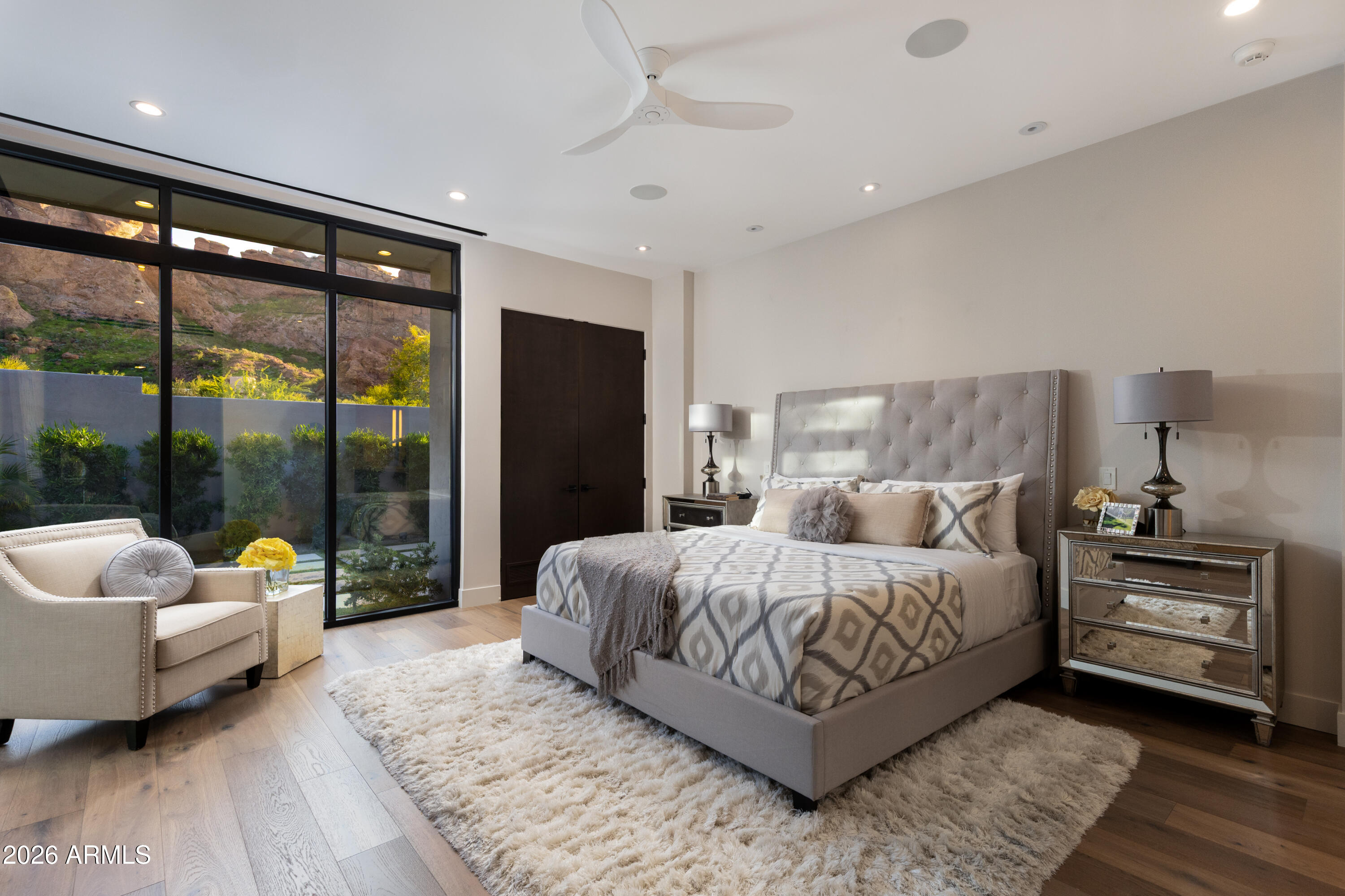 ECHO CANYON - Residential