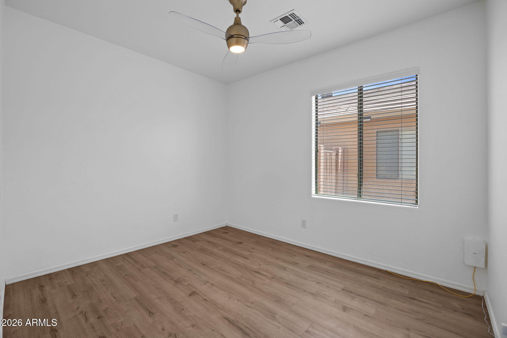 ANTHEM UNIT 32 - Residential