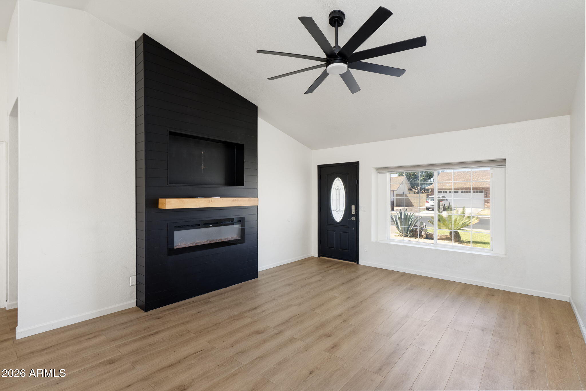 NORTHPOINTE 4 - Residential