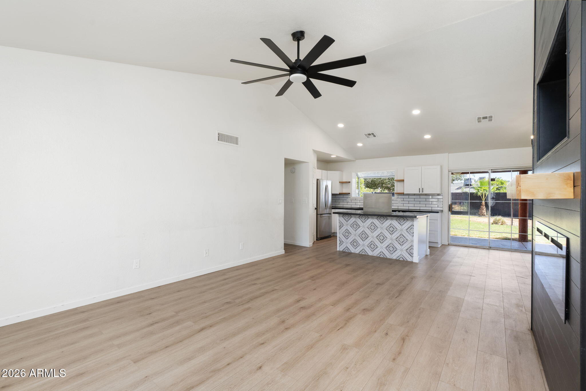 NORTHPOINTE 4 - Residential