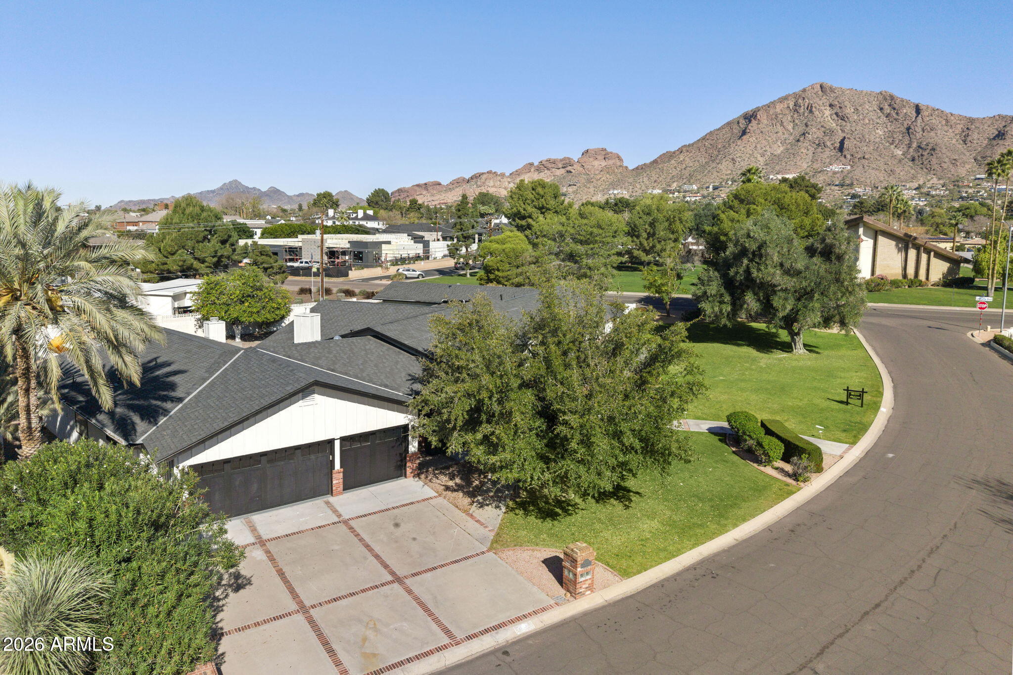 MARY MANOR - Residential
