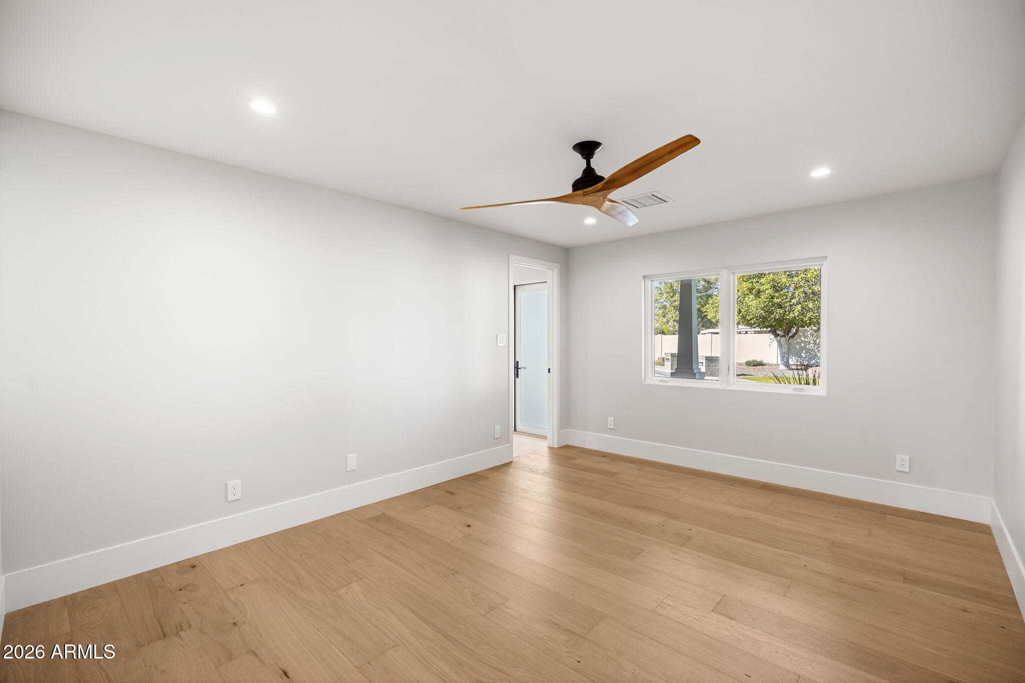 MARY MANOR - Residential