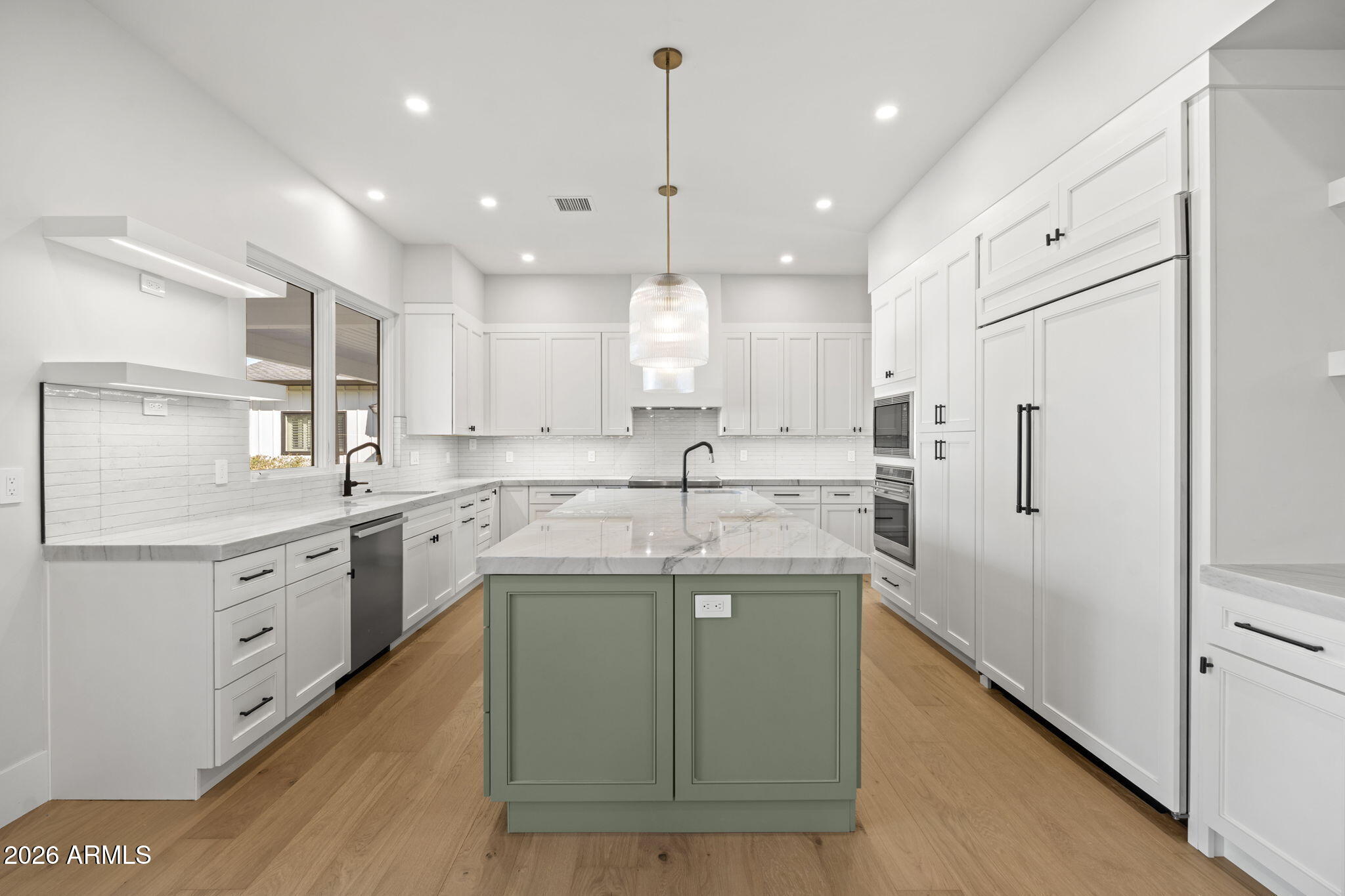 MARY MANOR - Residential