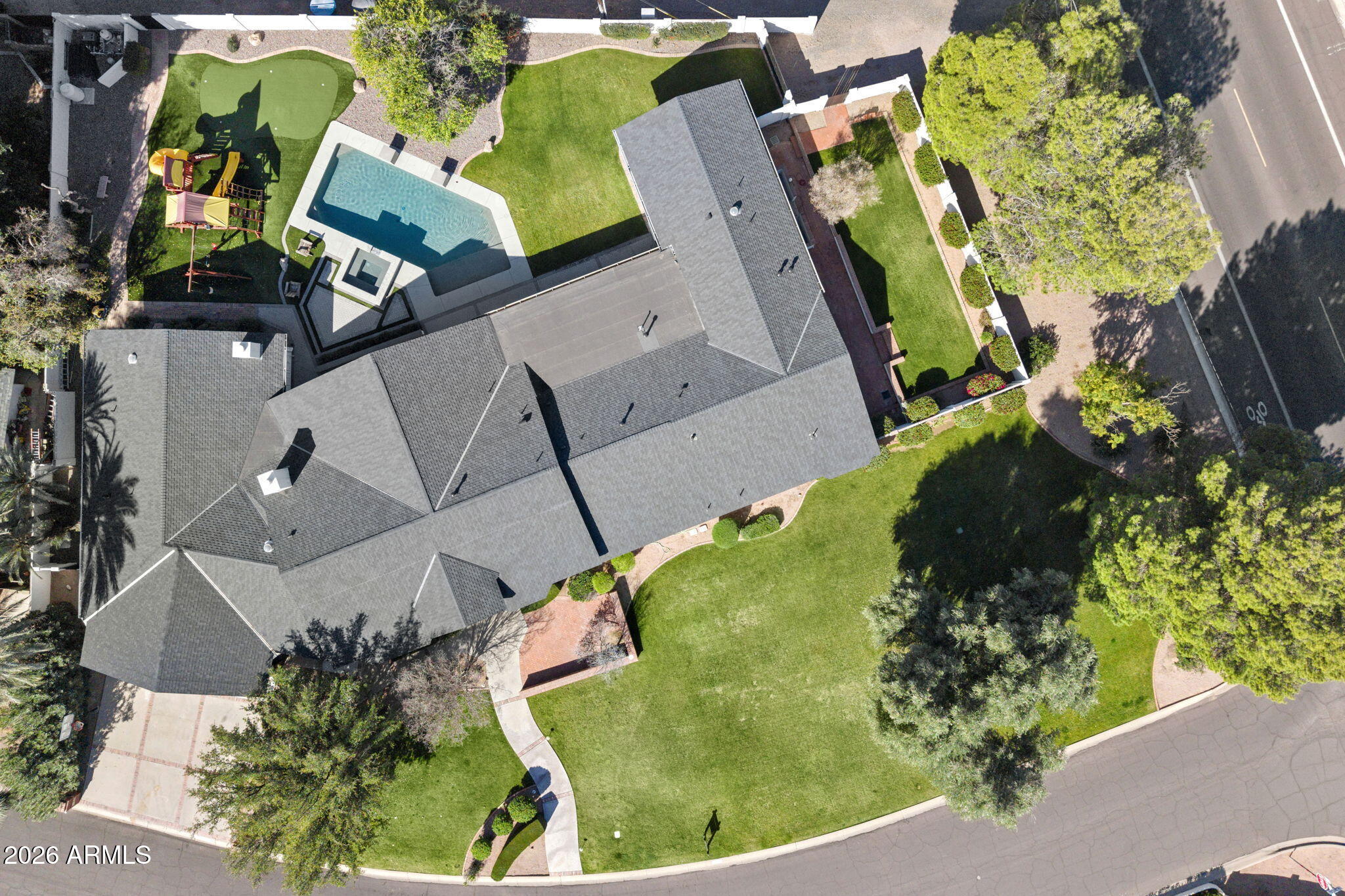 MARY MANOR - Residential