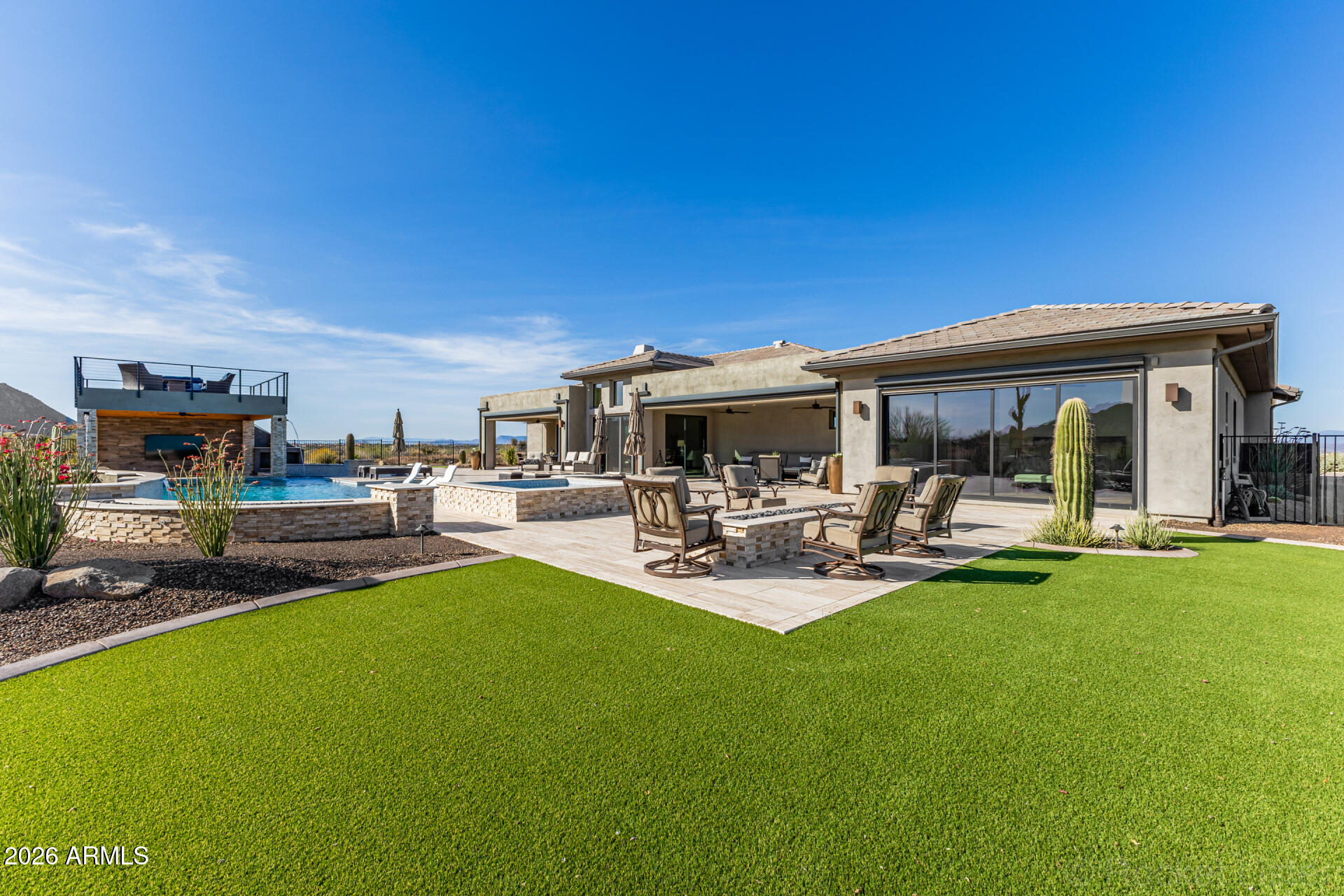 SERENO CANYON PHASE 1 - Residential