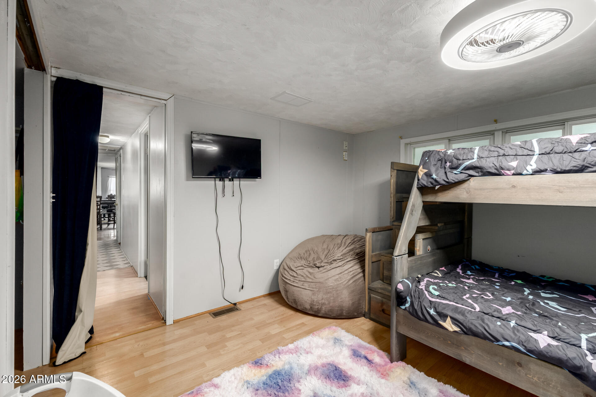 TRAILSIDE - Residential
