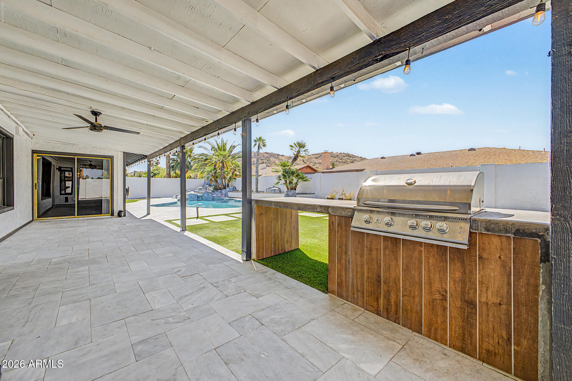 SHADOW ROCK ESTATES - Residential