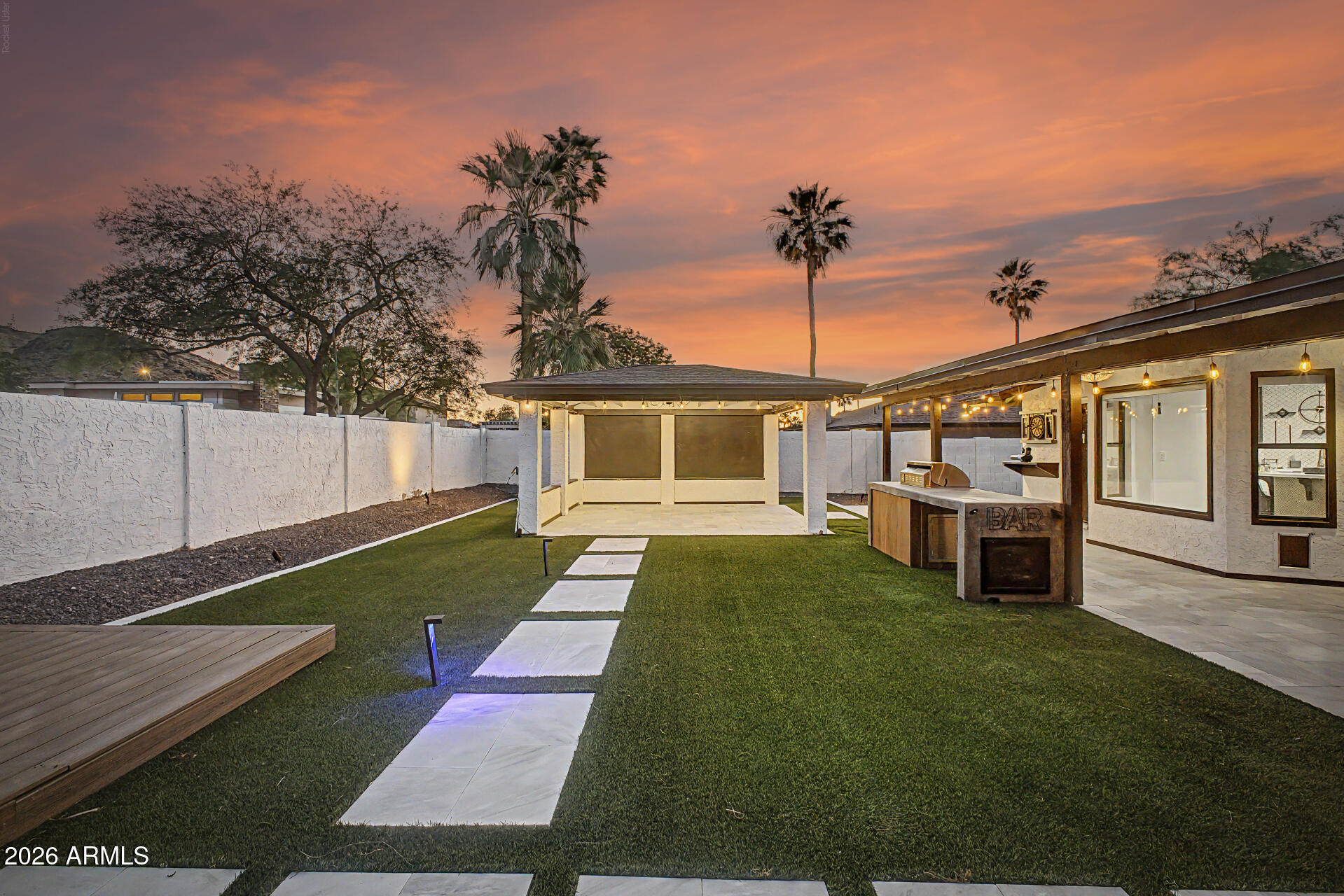 SHADOW ROCK ESTATES - Residential