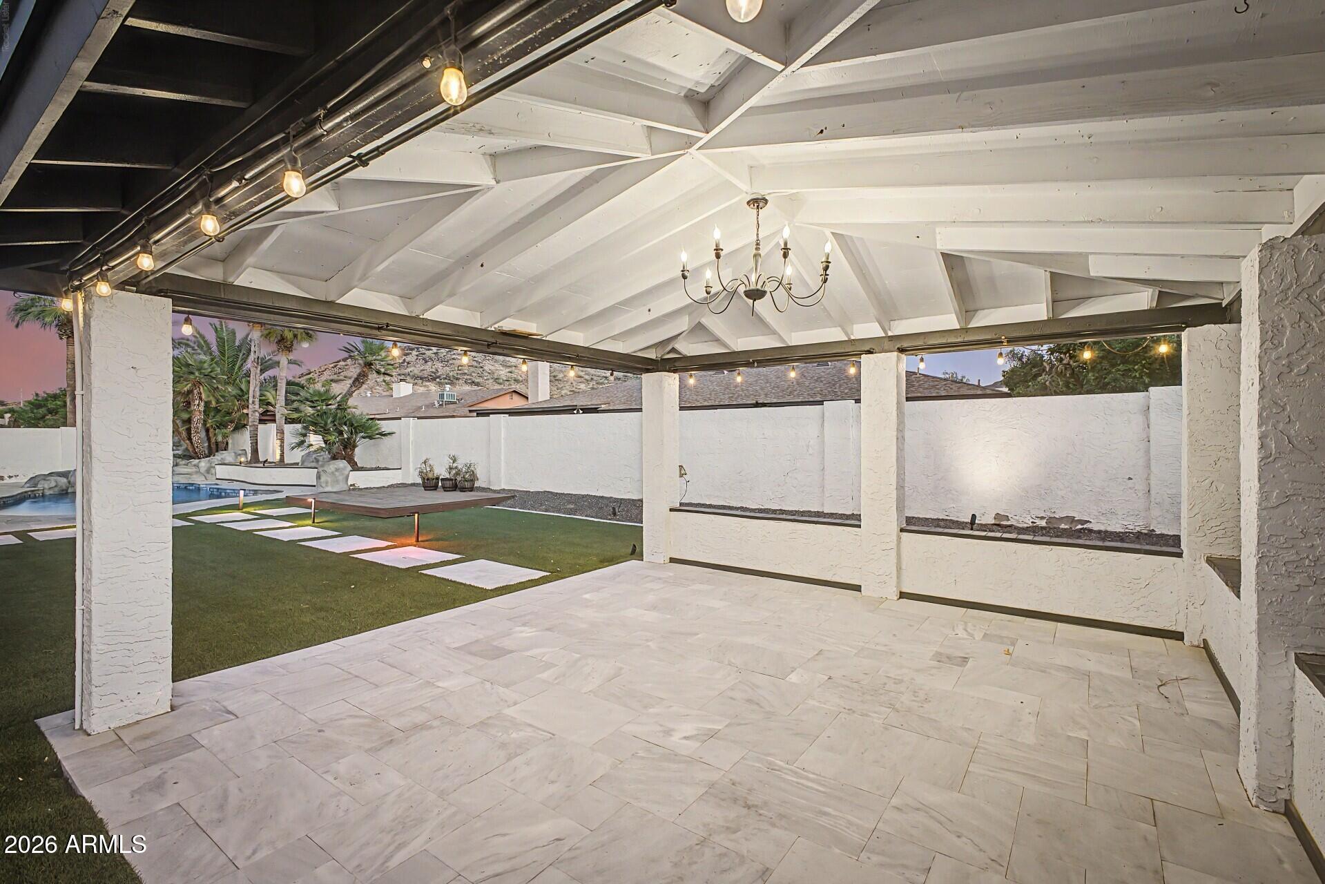 SHADOW ROCK ESTATES - Residential
