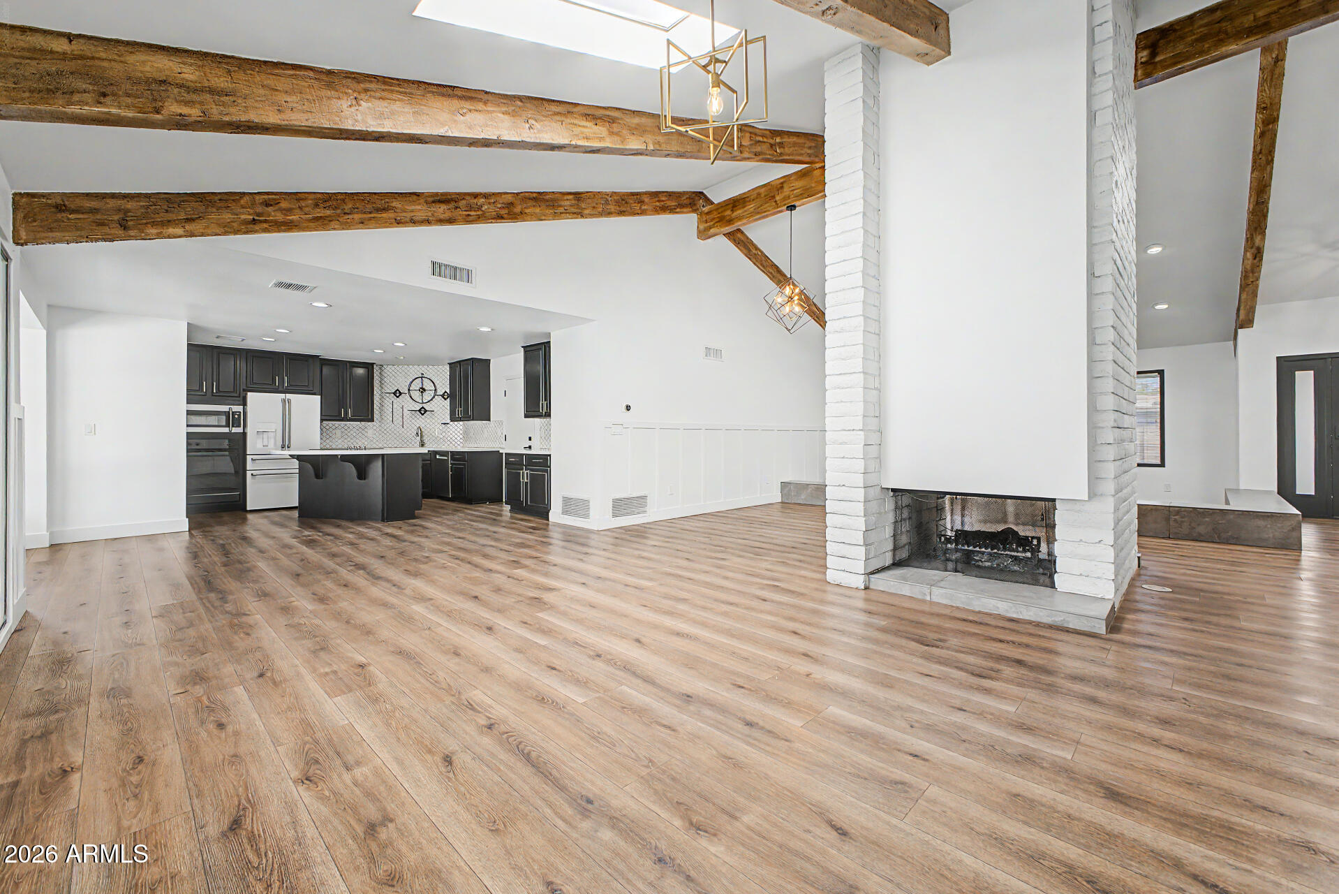 SHADOW ROCK ESTATES - Residential