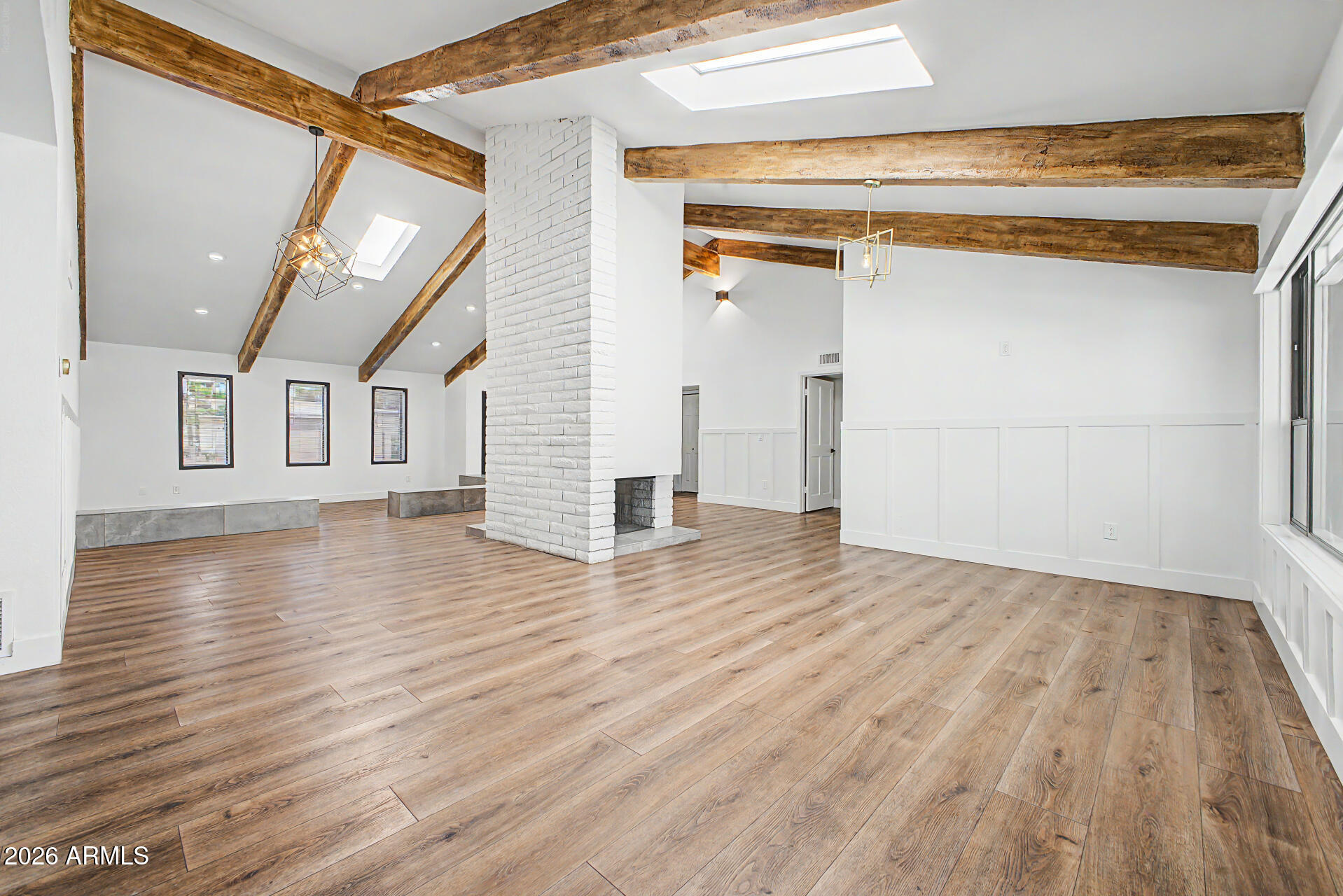 SHADOW ROCK ESTATES - Residential