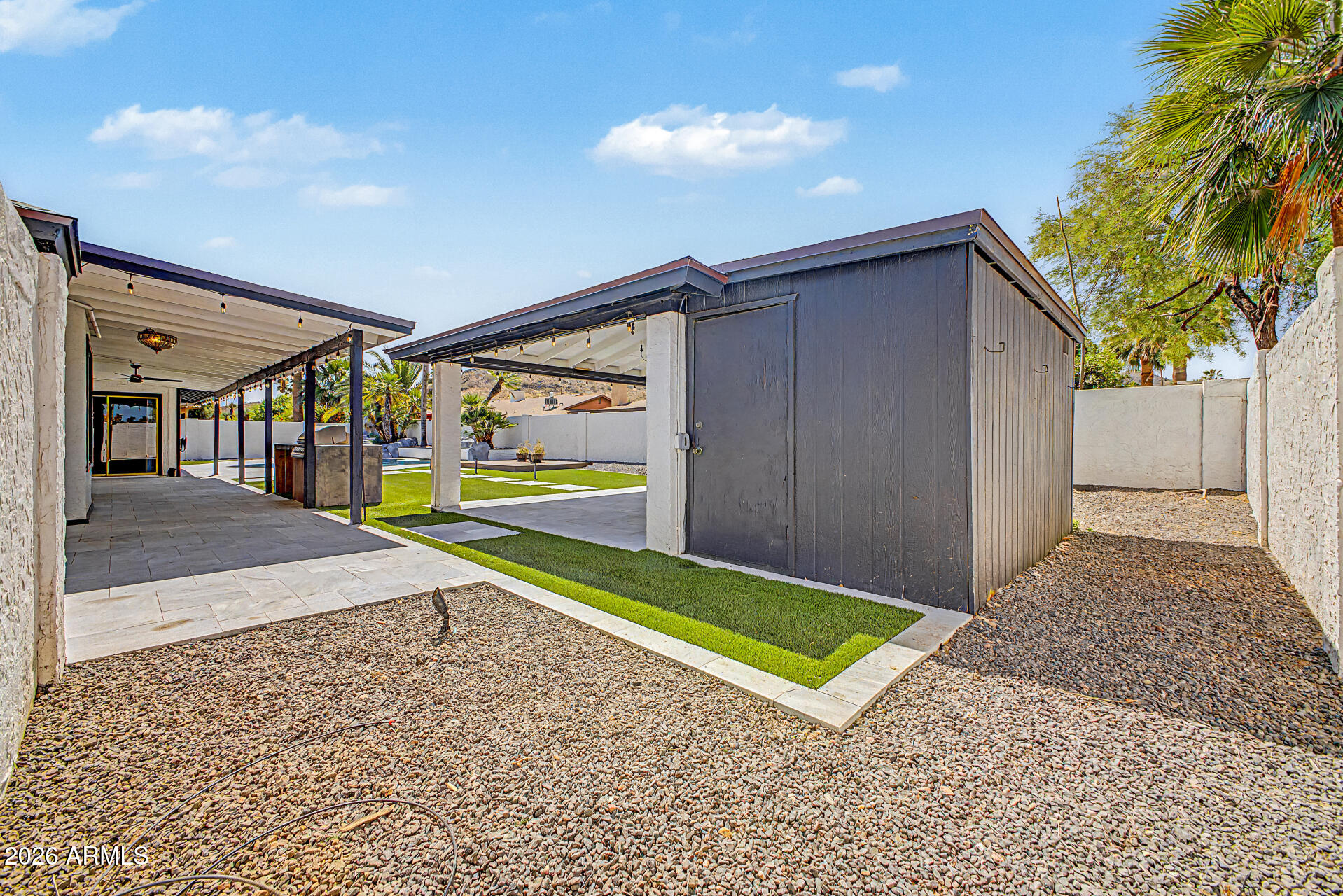 SHADOW ROCK ESTATES - Residential