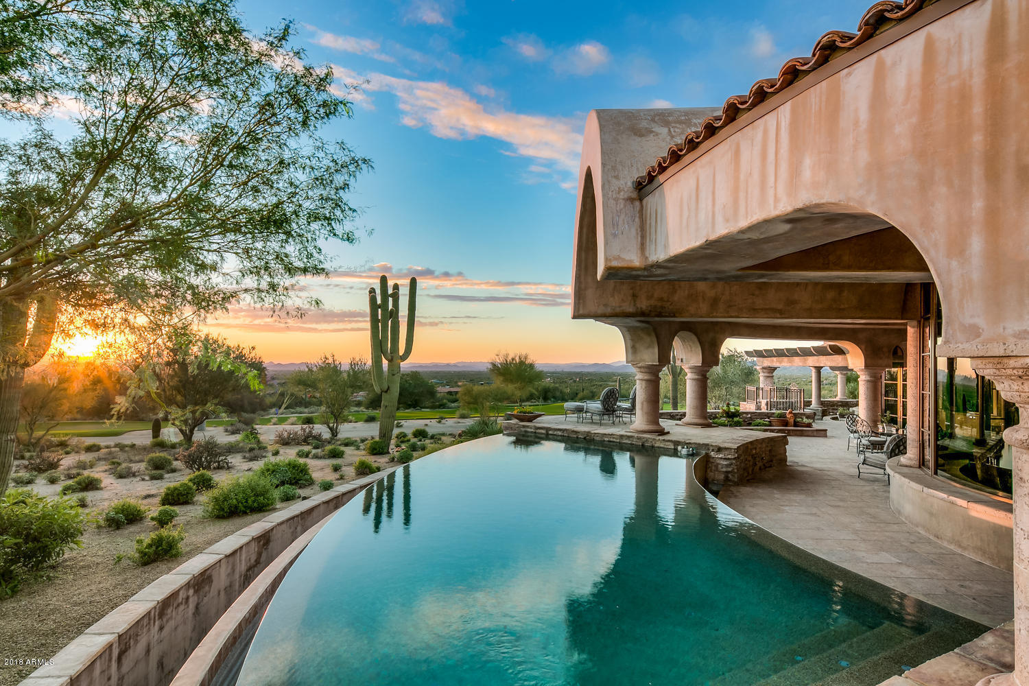 ESTANCIA - Residential