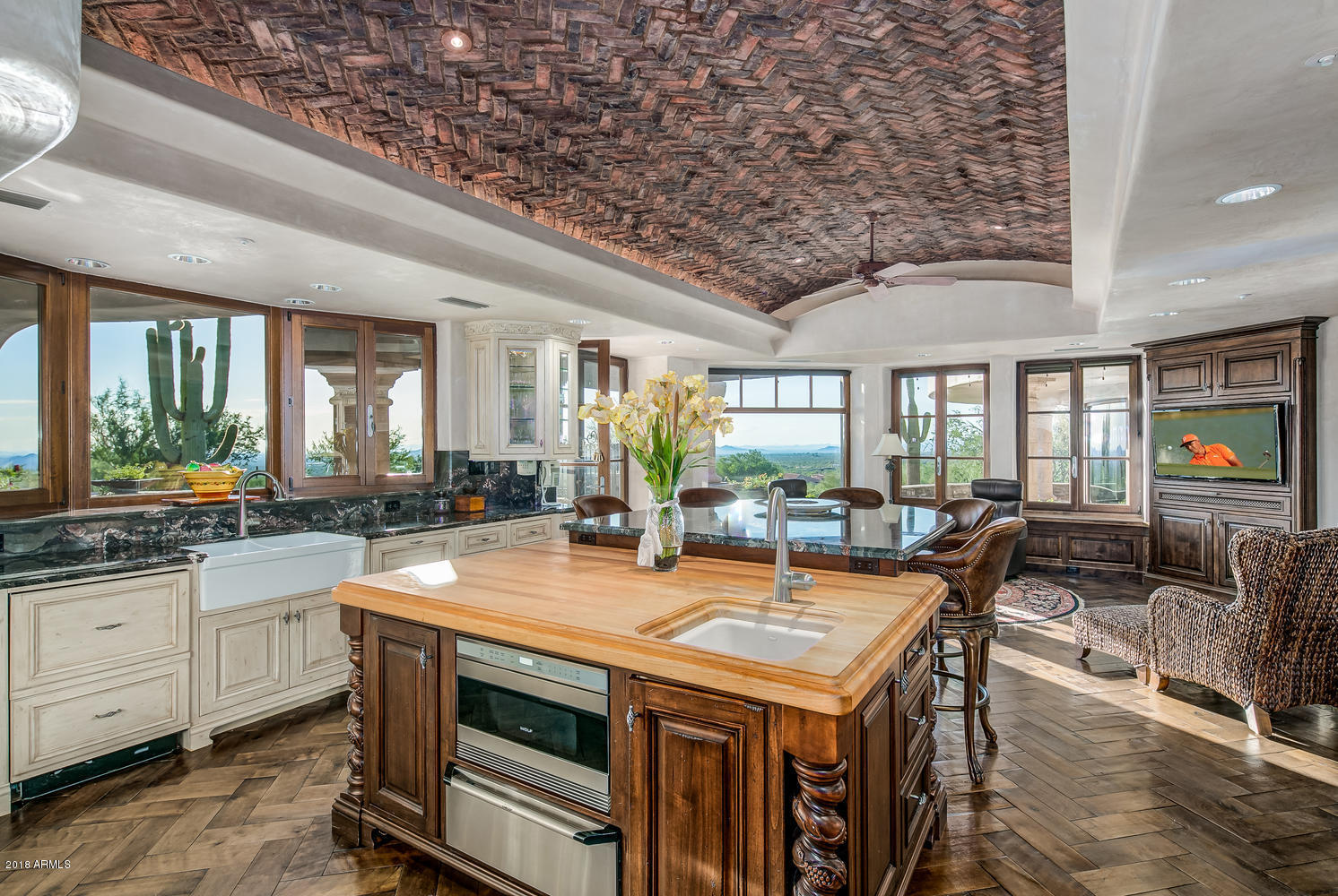 ESTANCIA - Residential