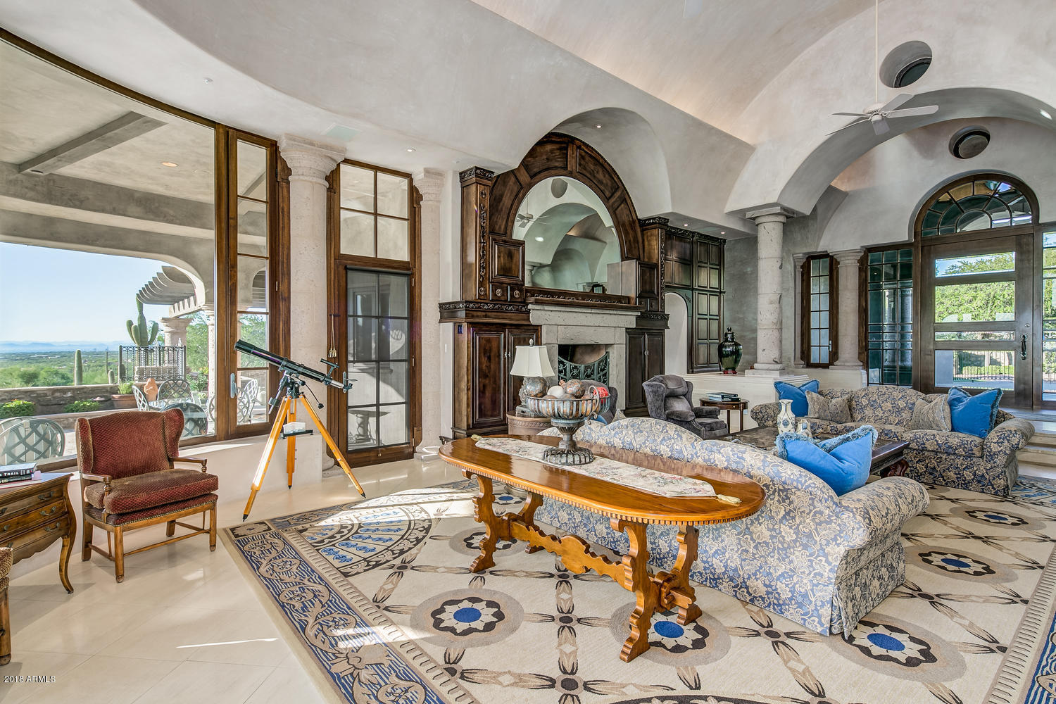 ESTANCIA - Residential