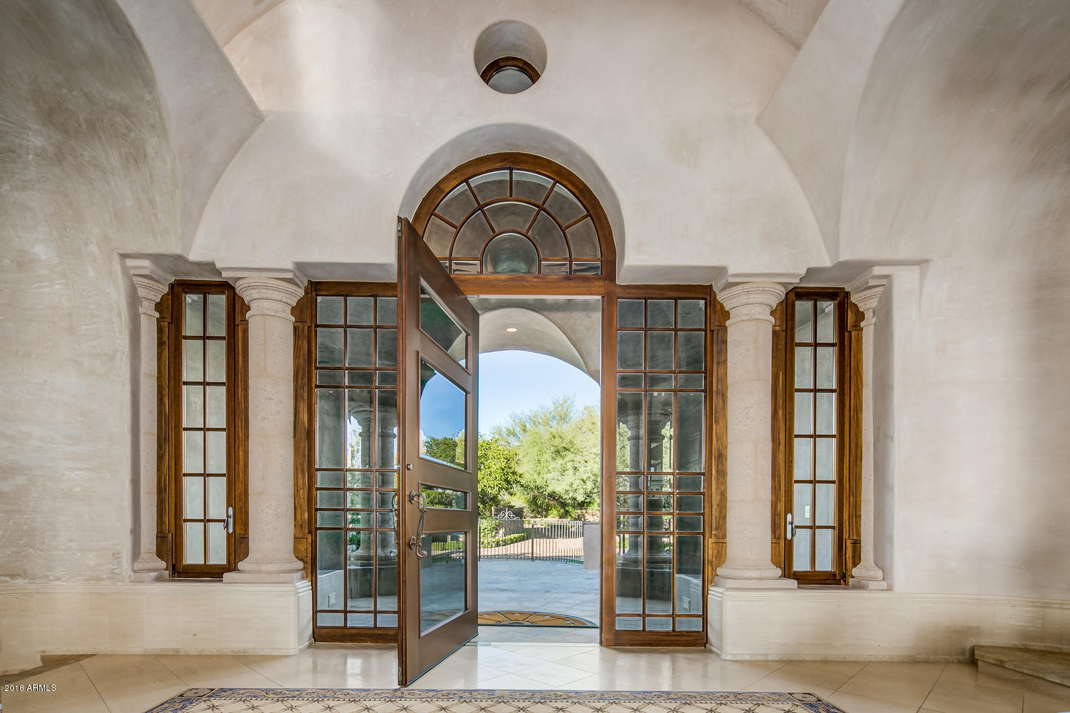 ESTANCIA - Residential