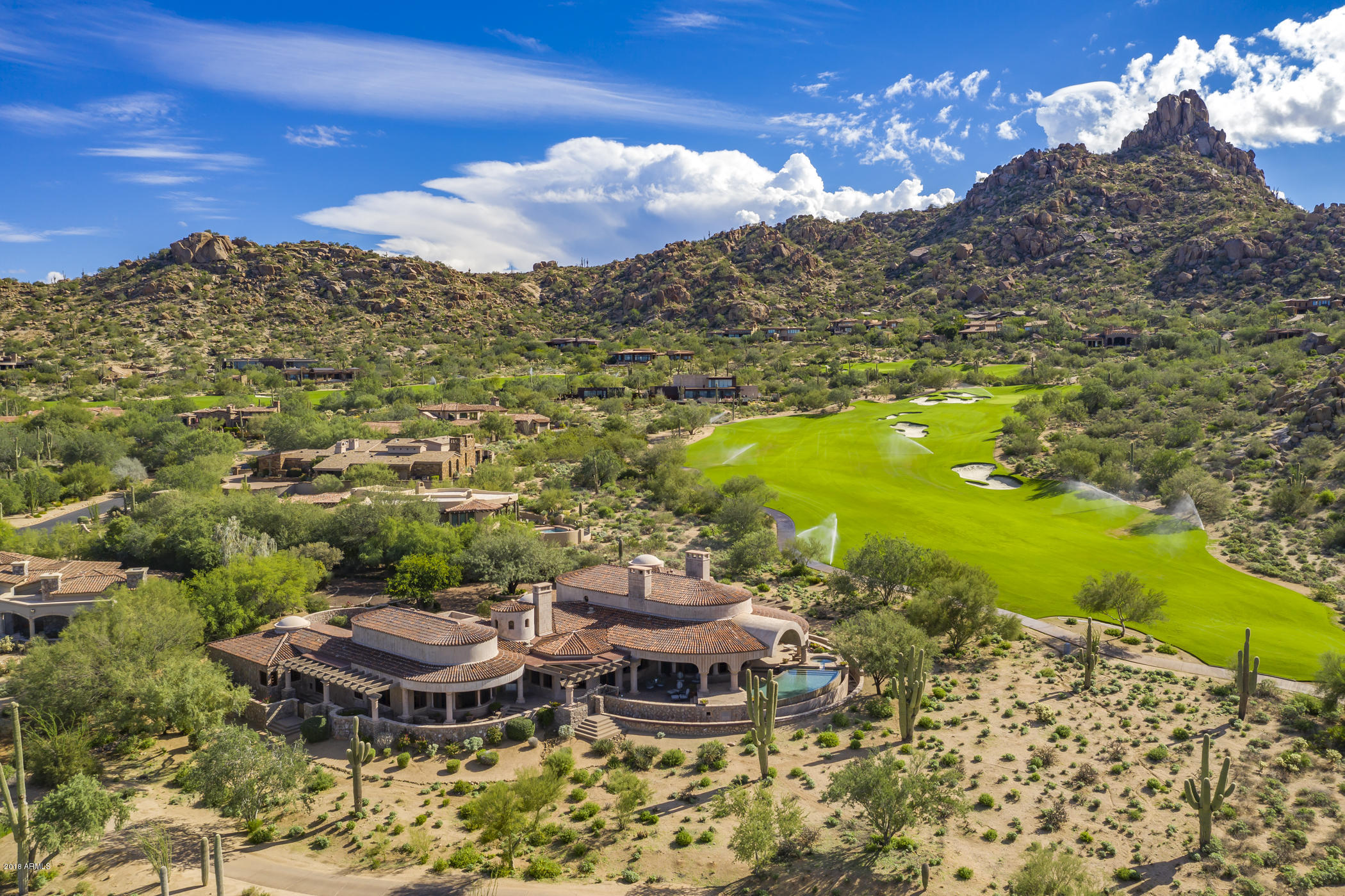 ESTANCIA - Residential