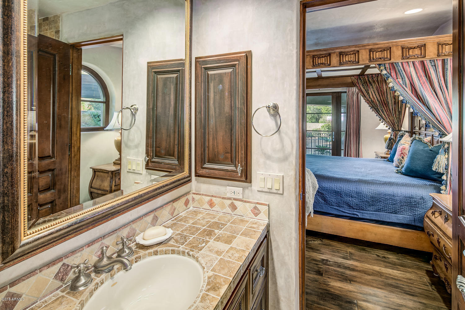 ESTANCIA - Residential