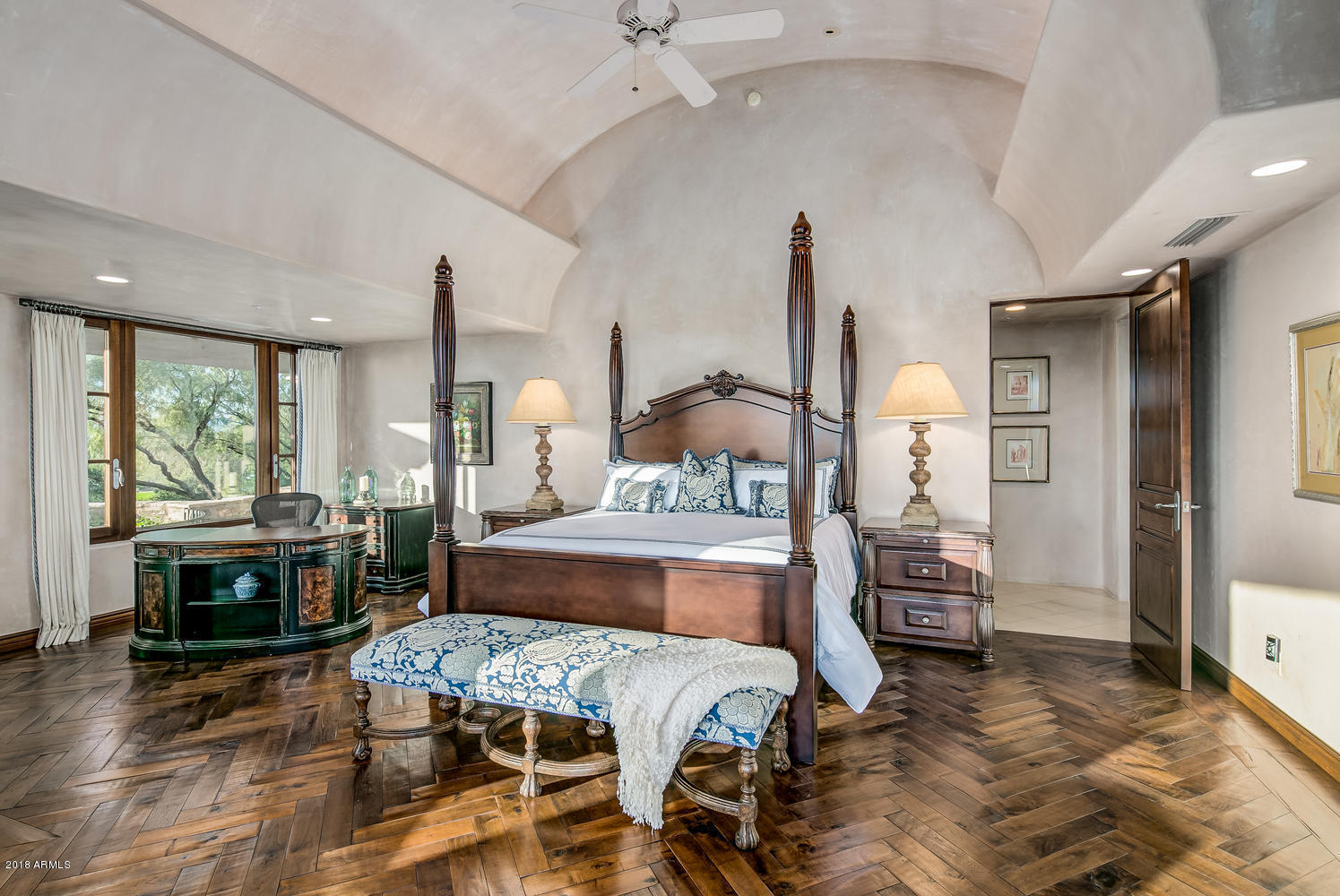 ESTANCIA - Residential