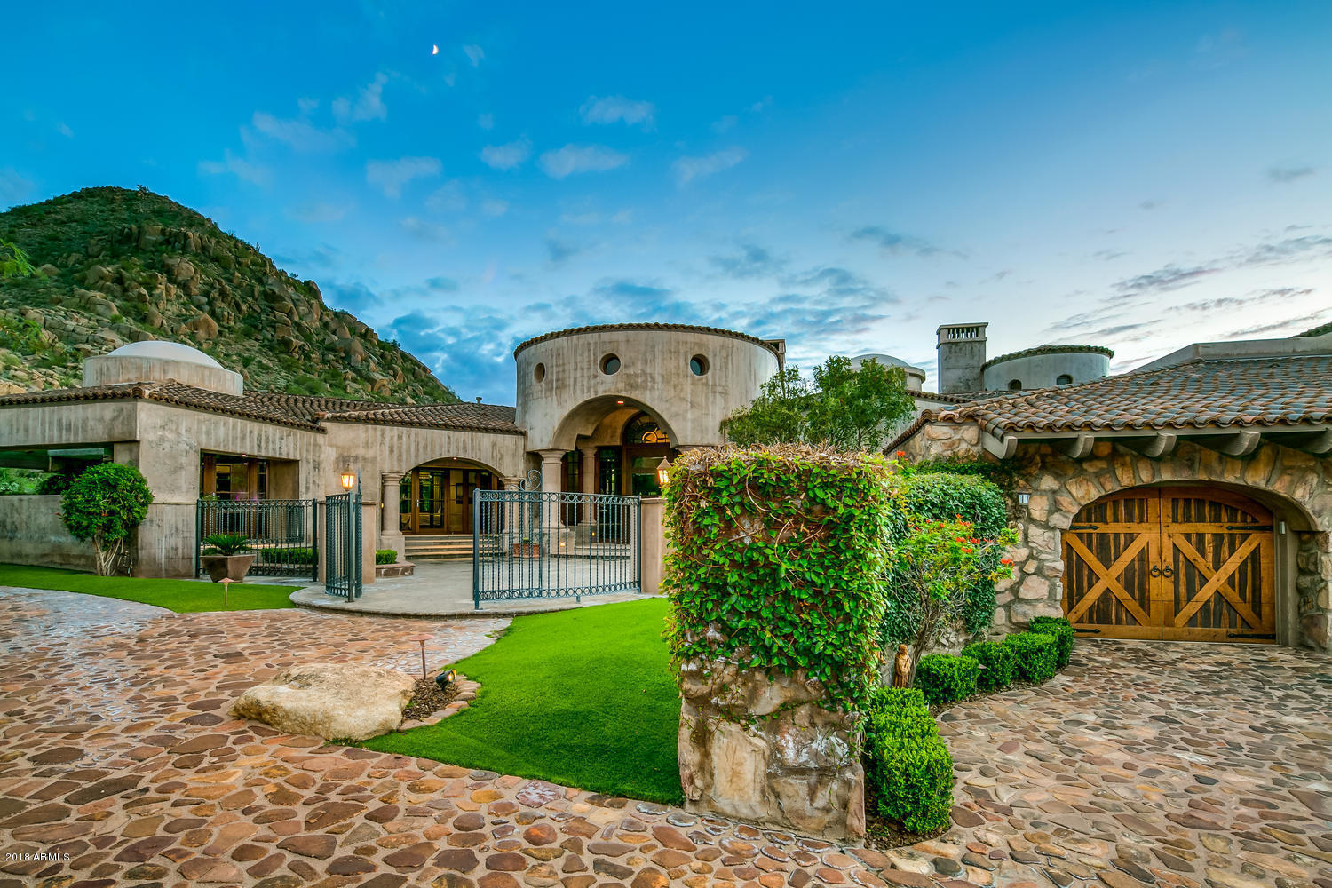 ESTANCIA - Residential