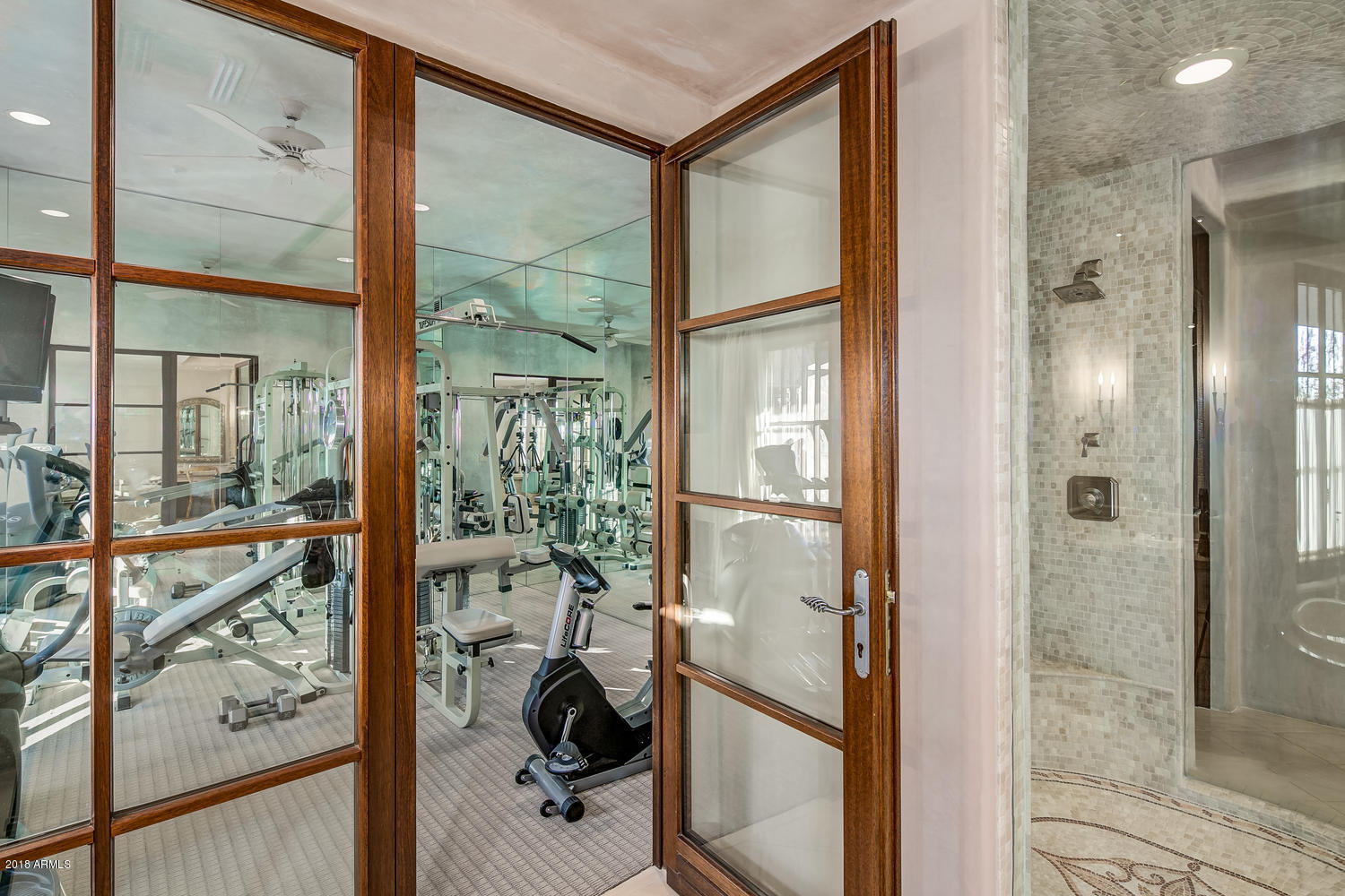 ESTANCIA - Residential