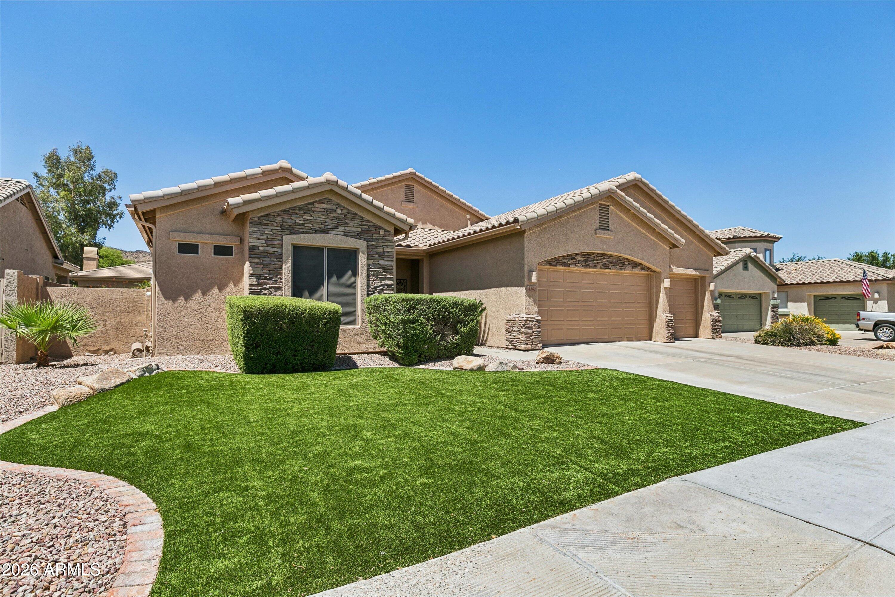 STETSON HILLS - Residential