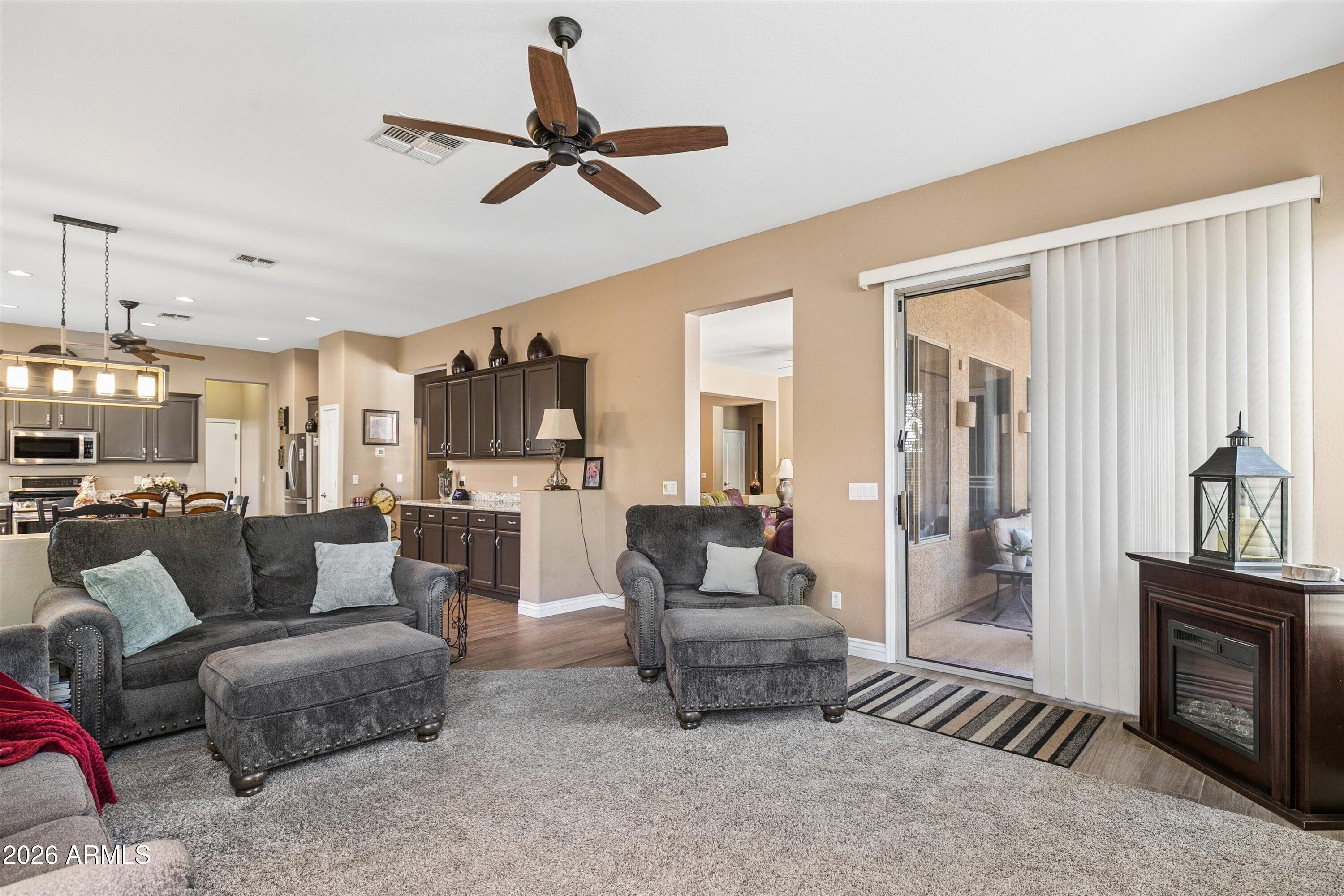 STETSON HILLS - Residential