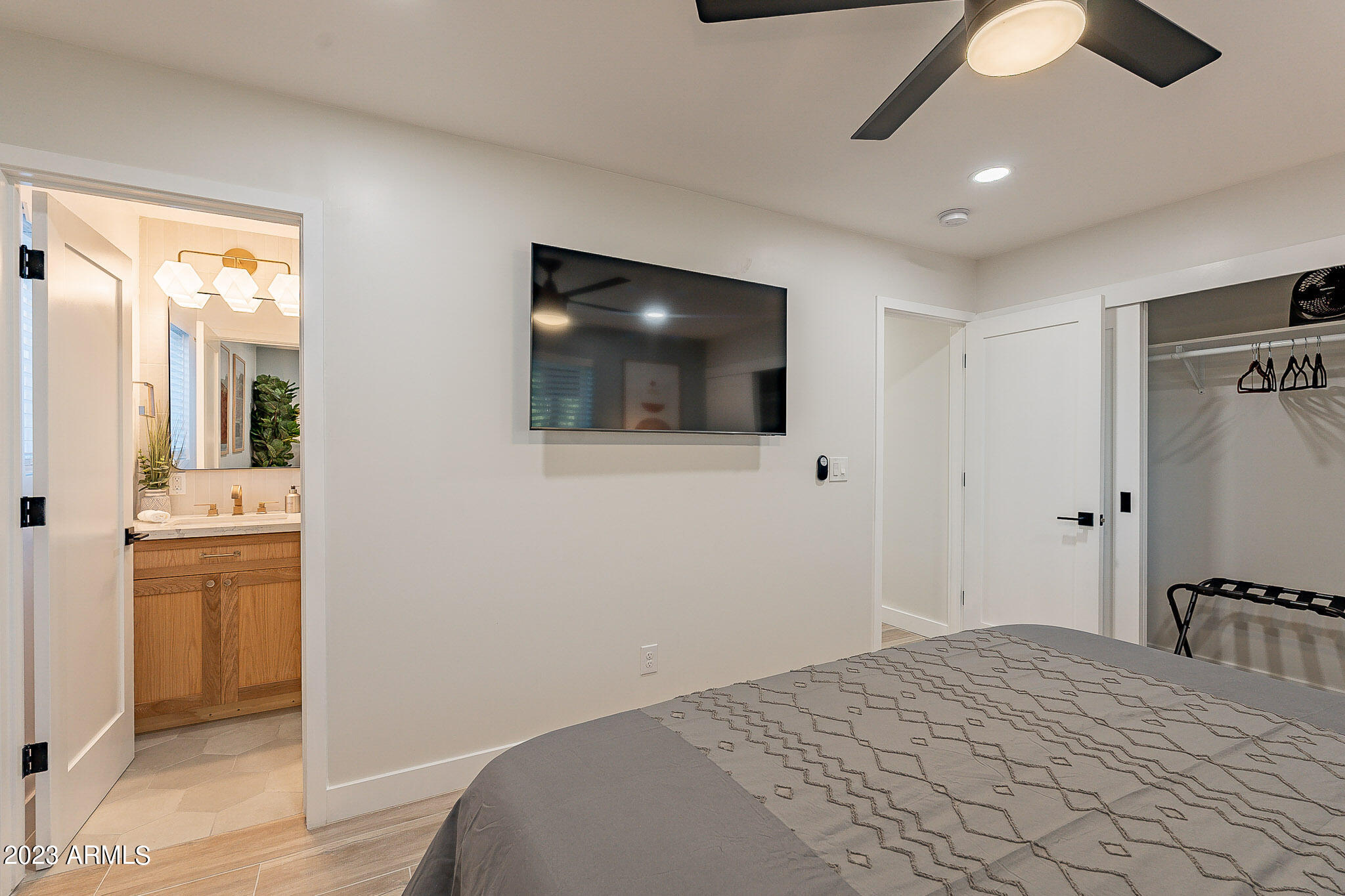 CAVALIER VISTA 4A - Residential Lease