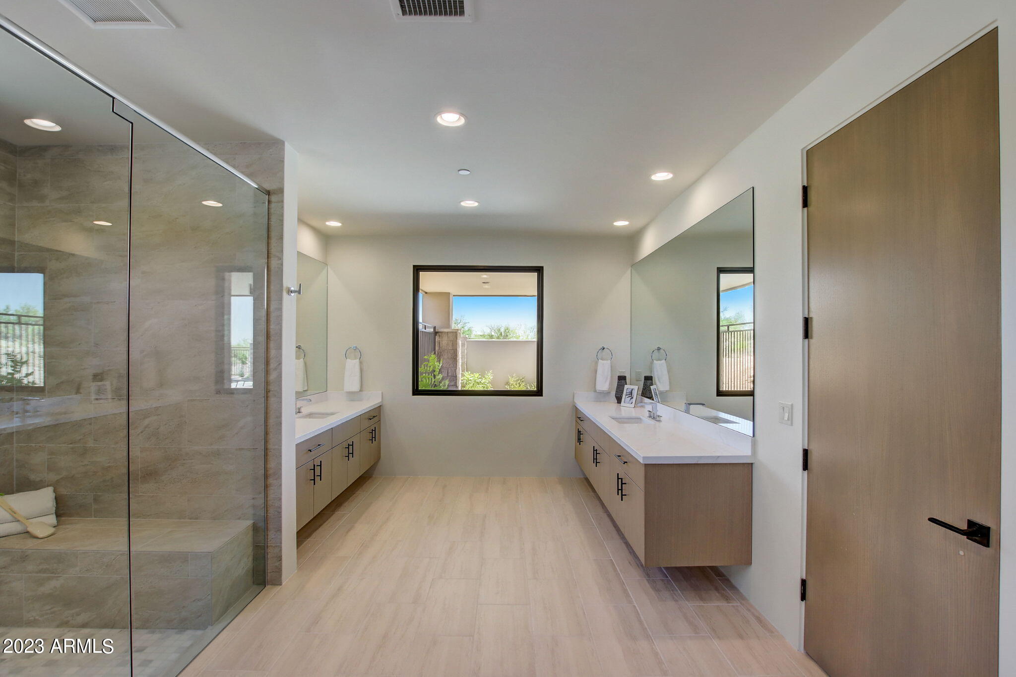 DESERT MOUNTAIN PHASE 1 UNIT 2 LOT 206-335 TR A - Residential