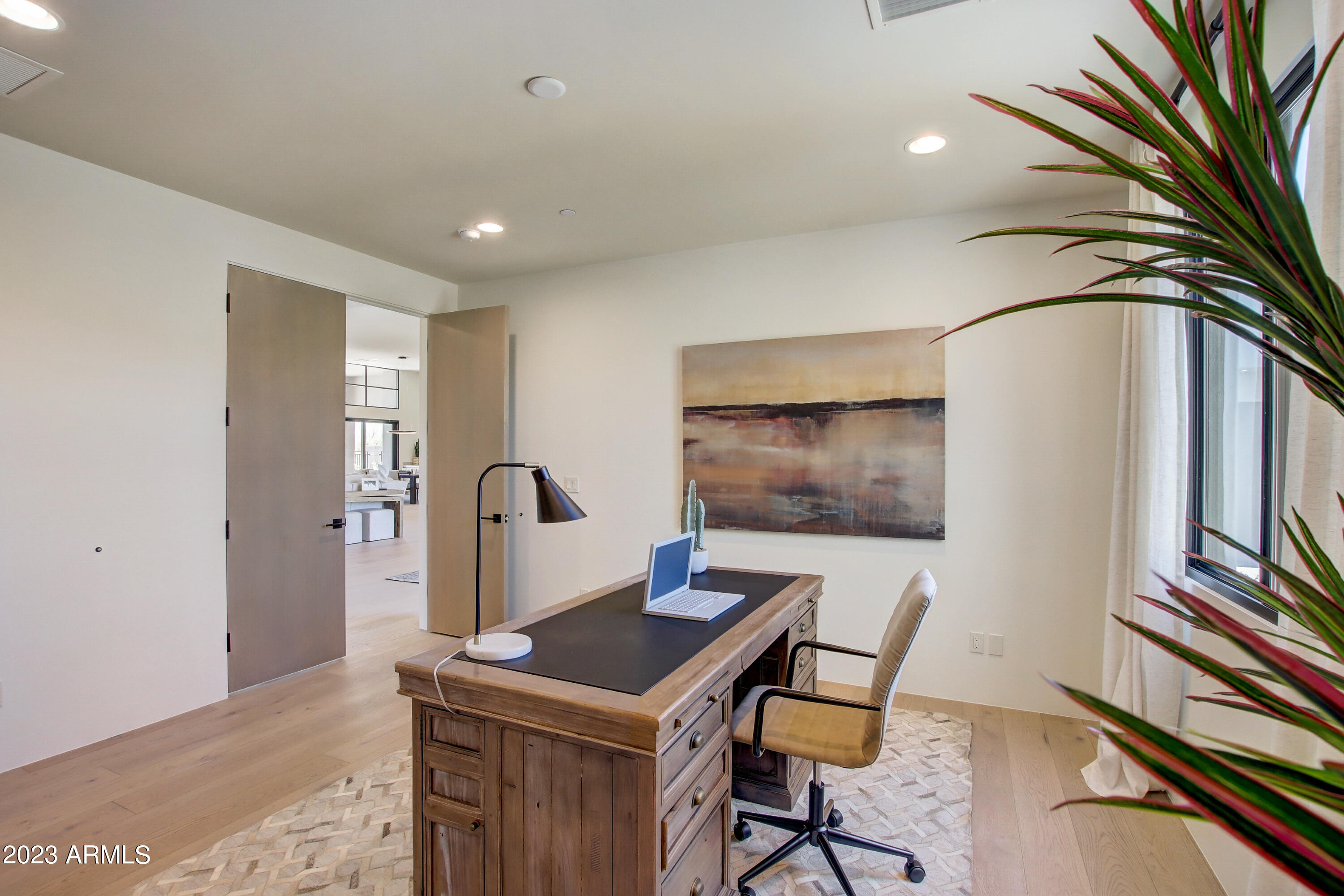 DESERT MOUNTAIN PHASE 1 UNIT 2 LOT 206-335 TR A - Residential
