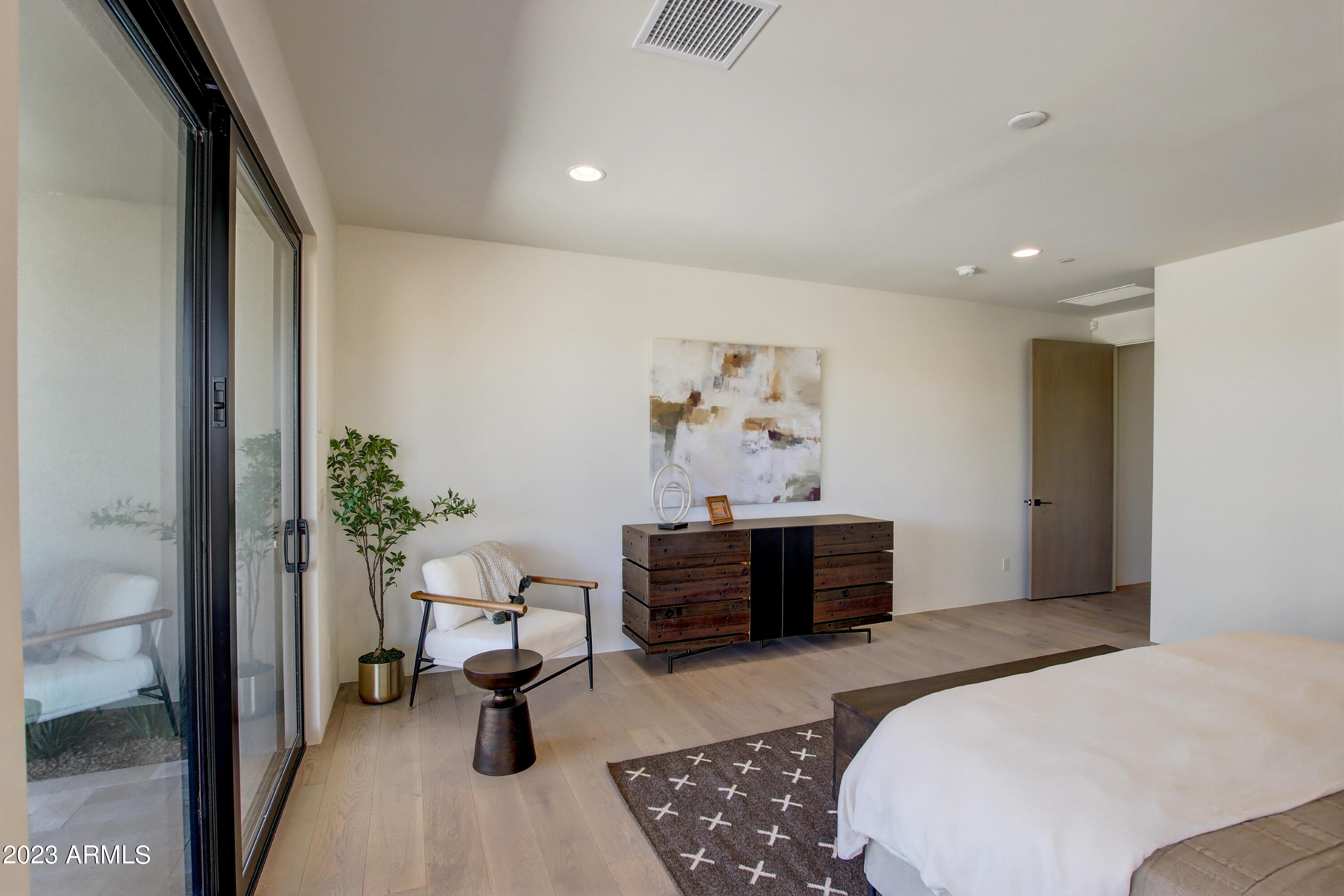 DESERT MOUNTAIN PHASE 1 UNIT 2 LOT 206-335 TR A - Residential