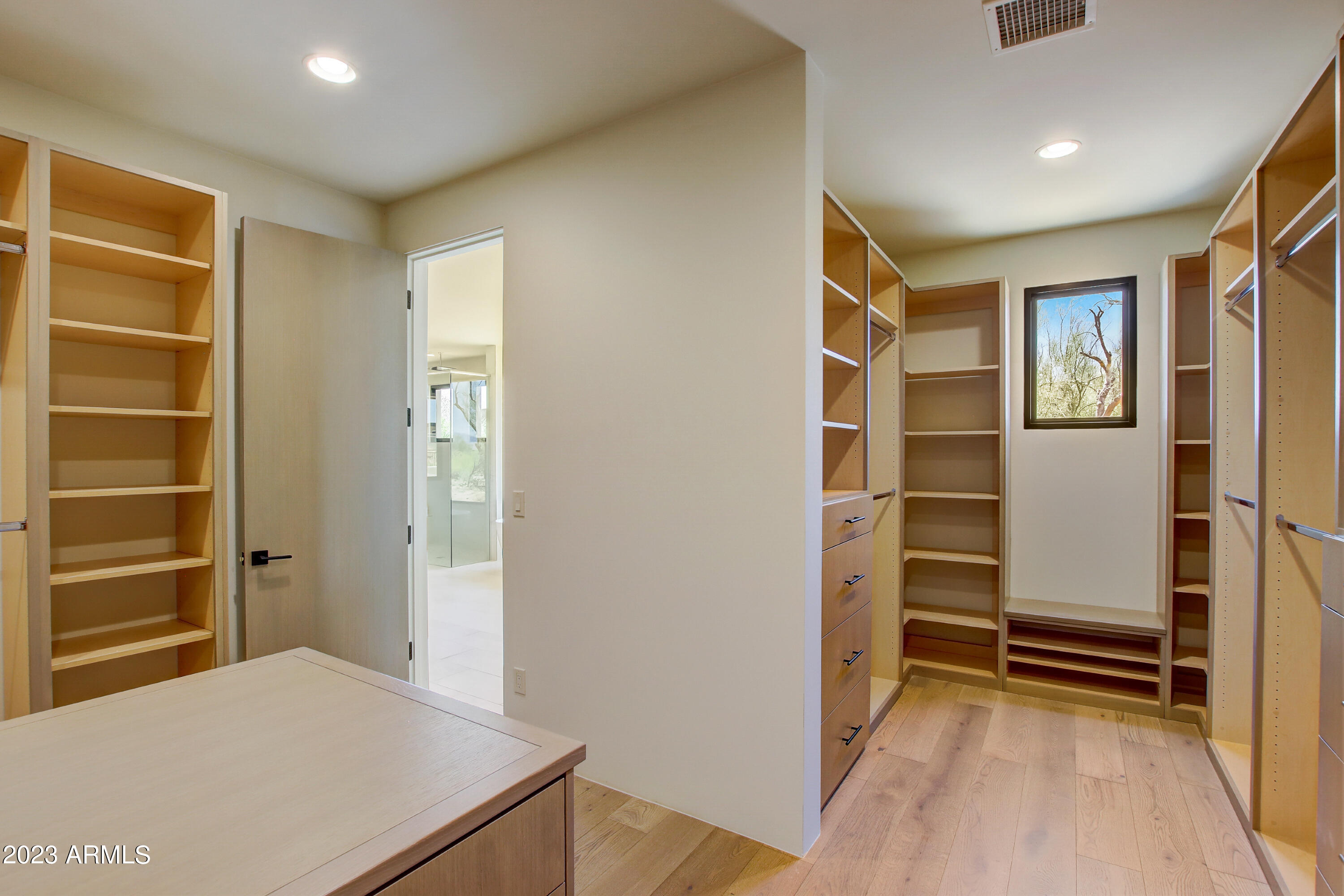 DESERT MOUNTAIN PHASE 1 UNIT 2 LOT 206-335 TR A - Residential