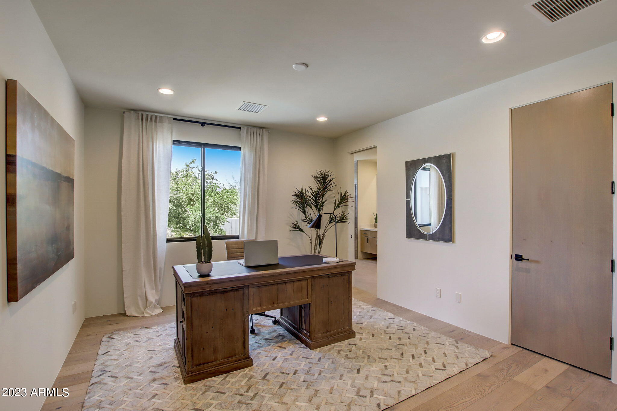 DESERT MOUNTAIN PHASE 1 UNIT 2 LOT 206-335 TR A - Residential
