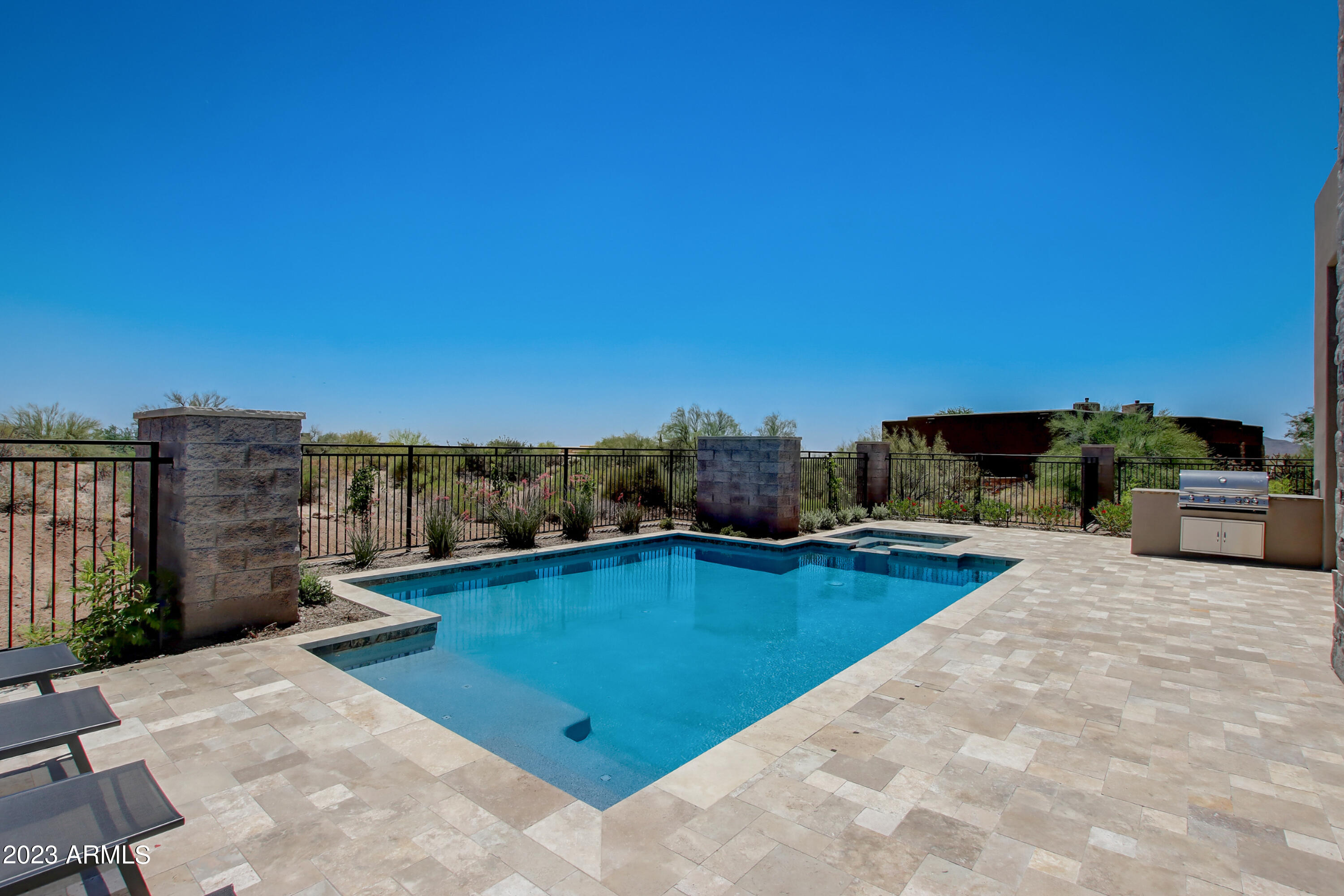 DESERT MOUNTAIN PHASE 1 UNIT 2 LOT 206-335 TR A - Residential