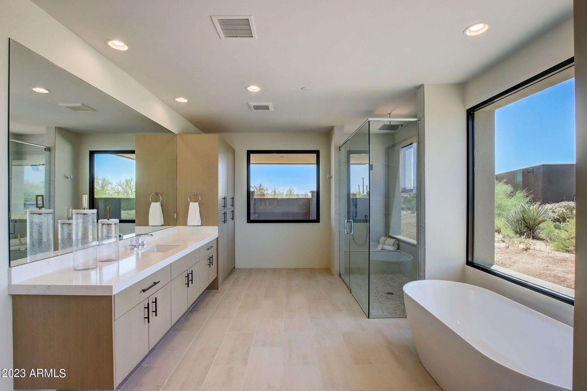 DESERT MOUNTAIN PHASE 1 UNIT 2 LOT 206-335 TR A - Residential