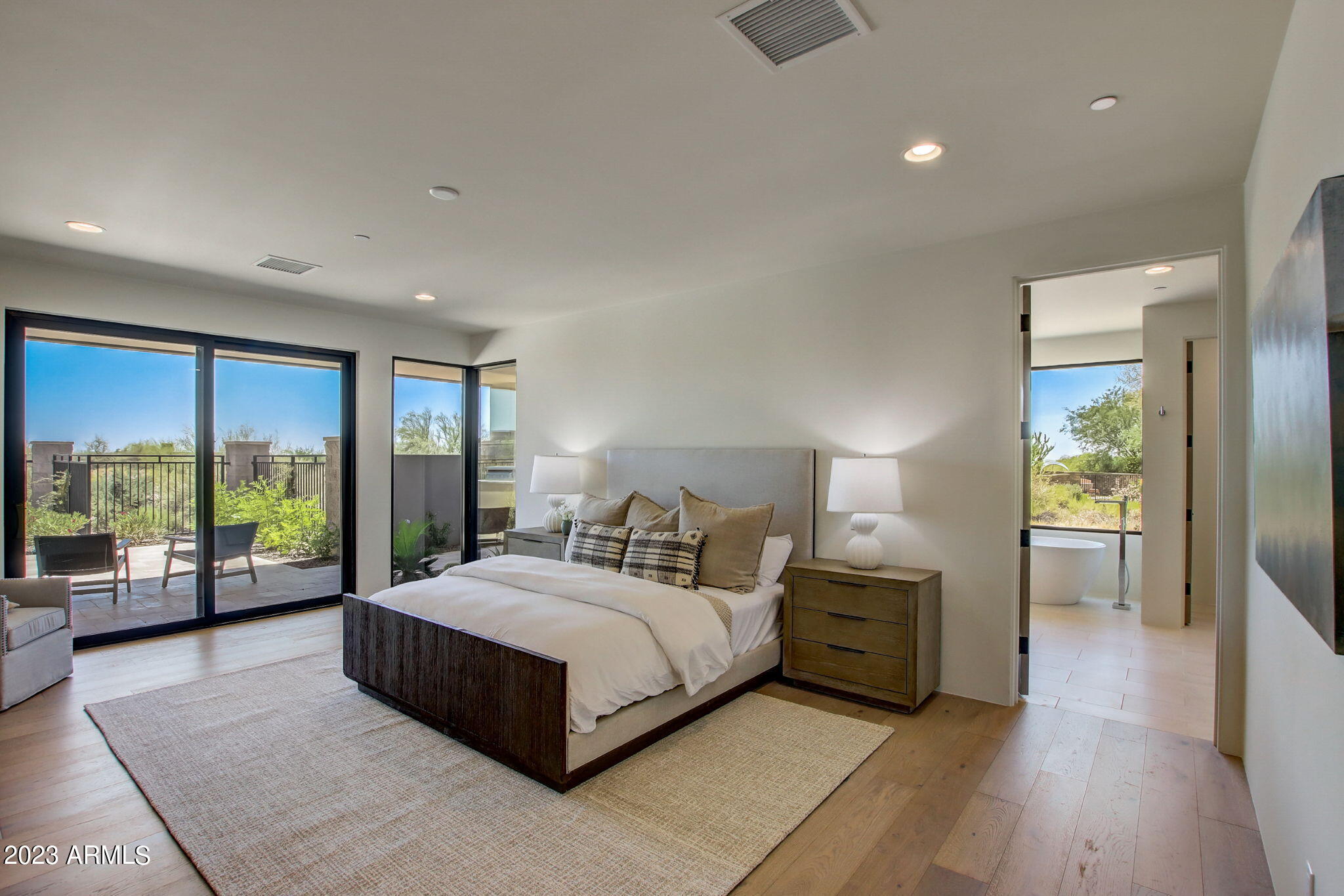 DESERT MOUNTAIN PHASE 1 UNIT 2 LOT 206-335 TR A - Residential