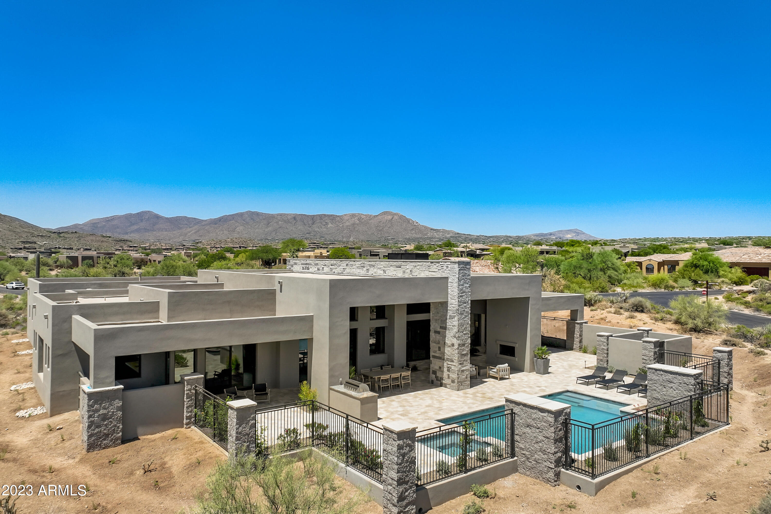 DESERT MOUNTAIN PHASE 1 UNIT 2 LOT 206-335 TR A - Residential