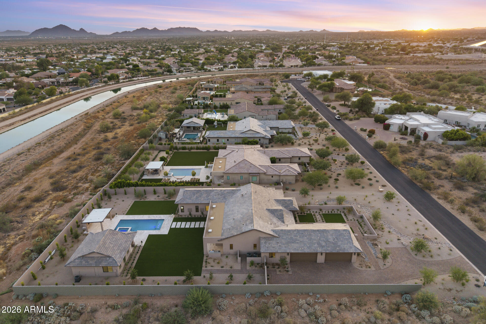 EMERALD HILLS - Residential