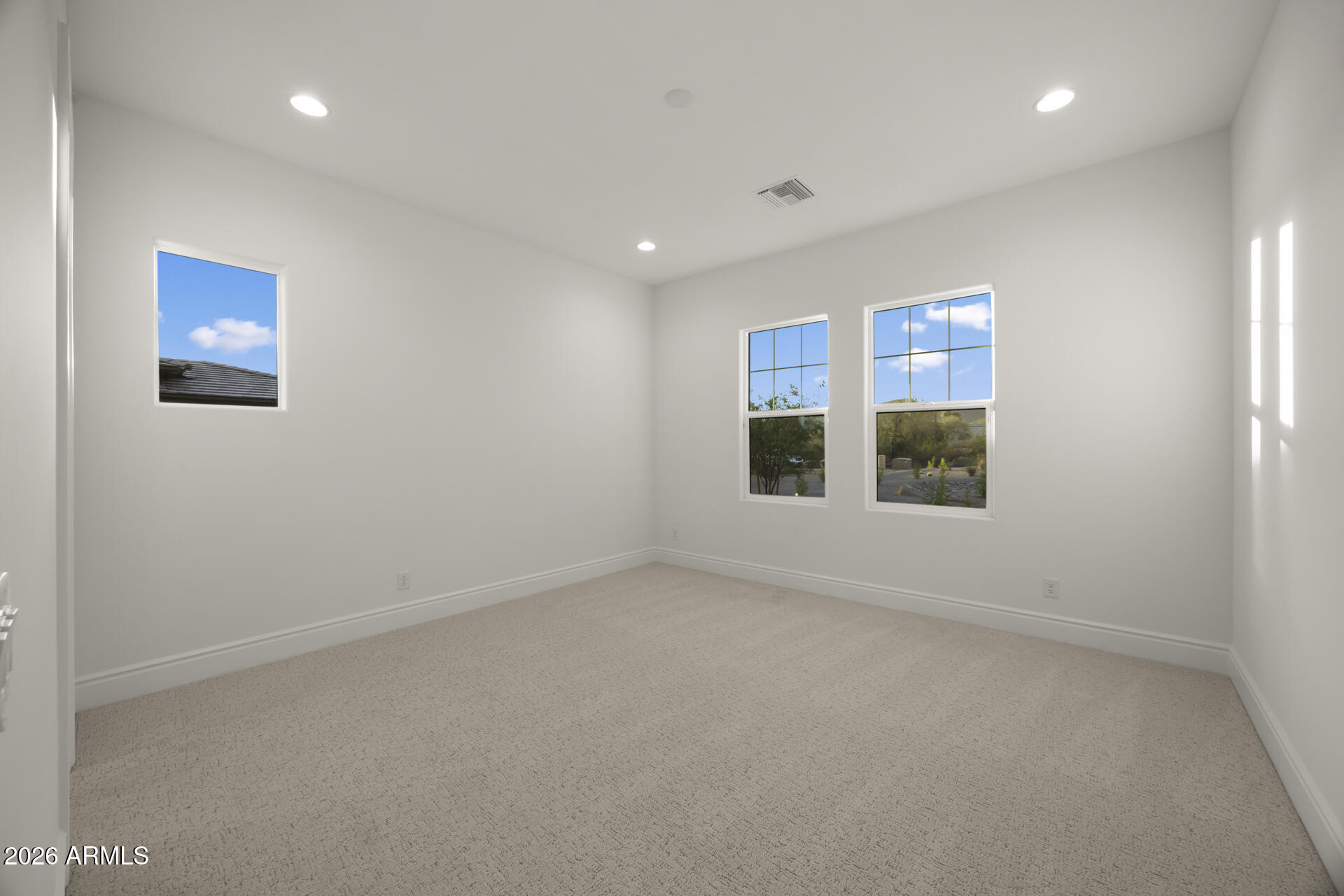 EMERALD HILLS - Residential