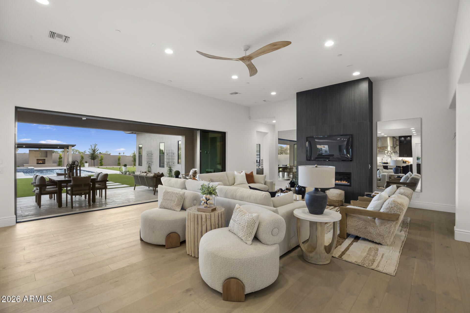 EMERALD HILLS - Residential