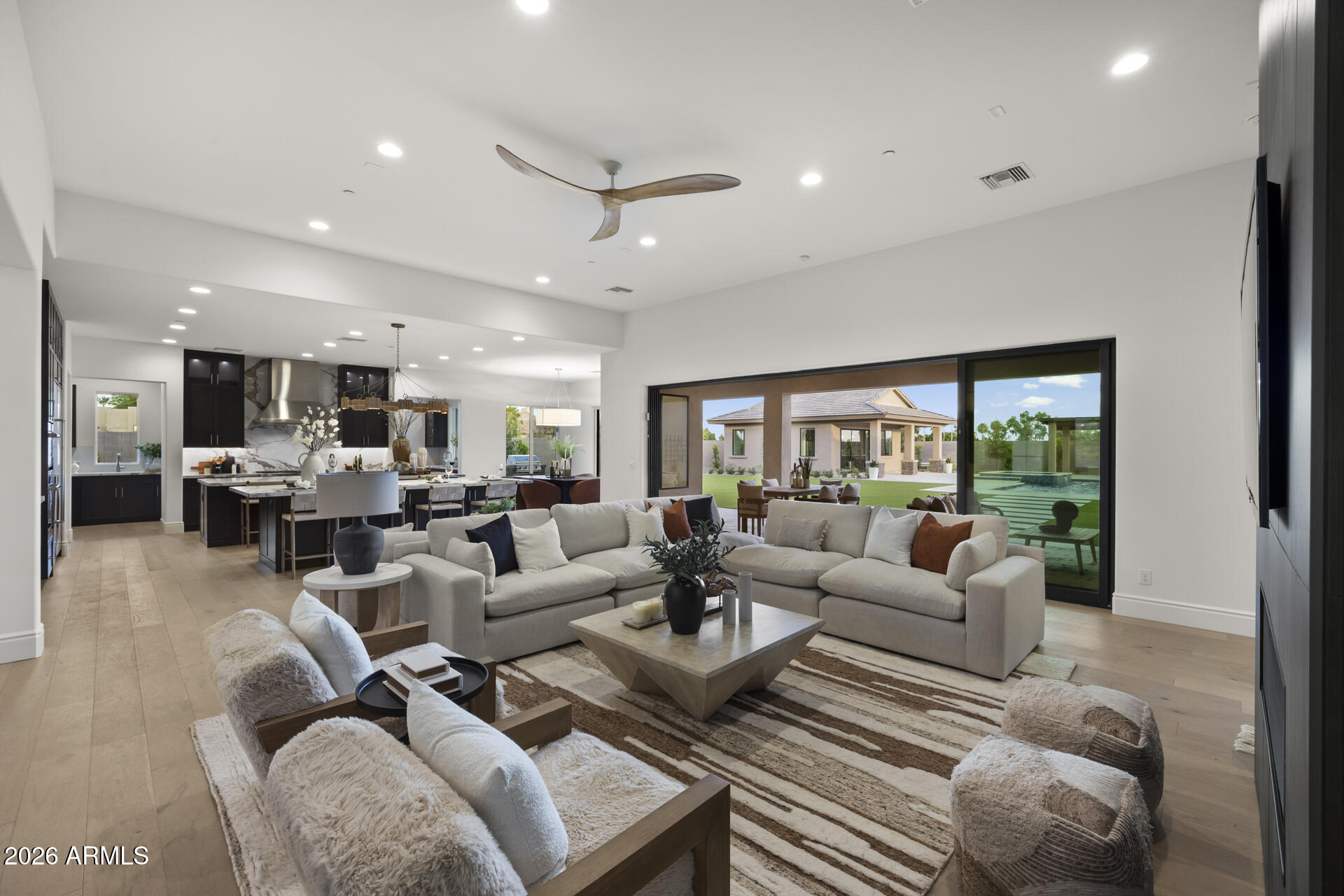 EMERALD HILLS - Residential