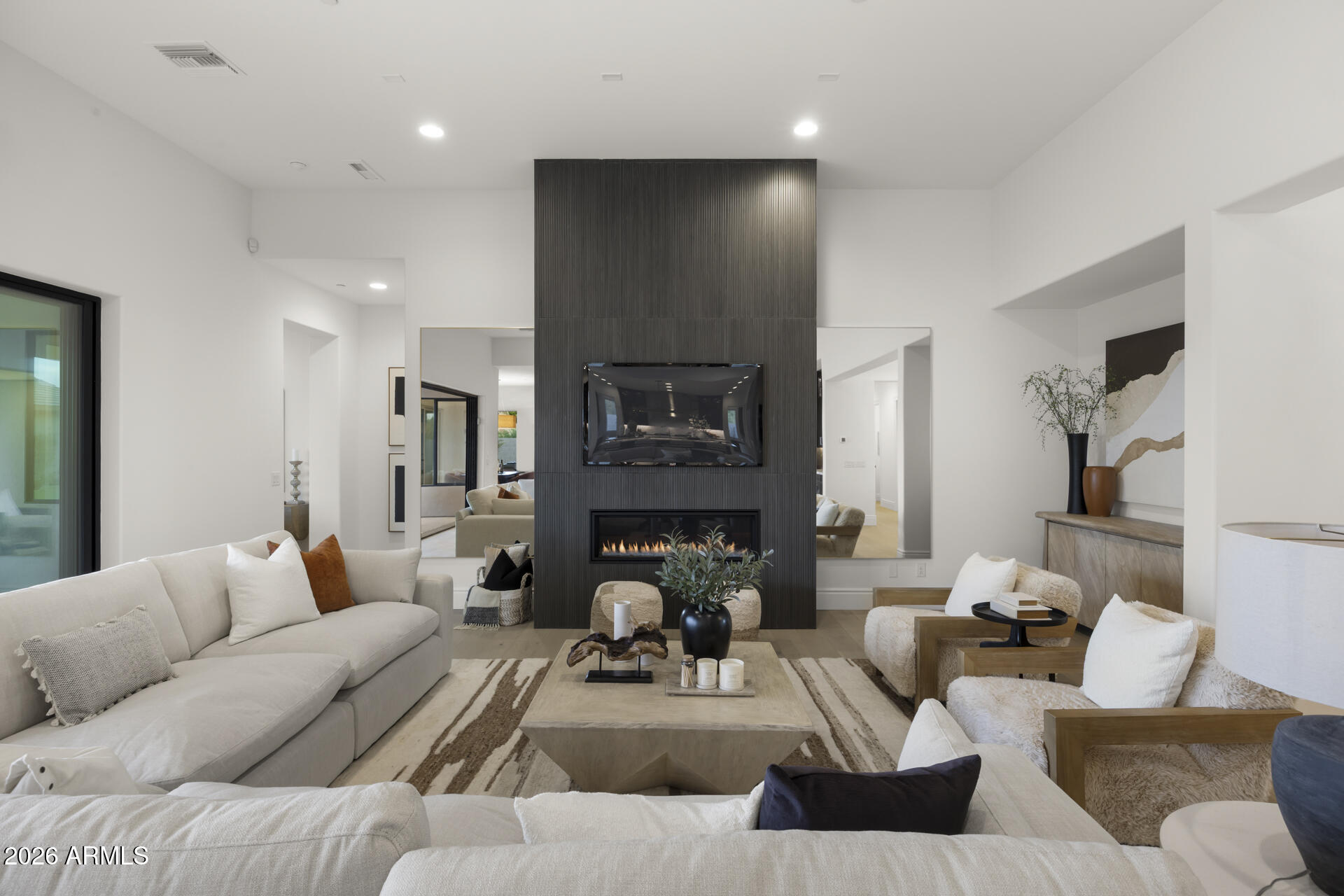 EMERALD HILLS - Residential