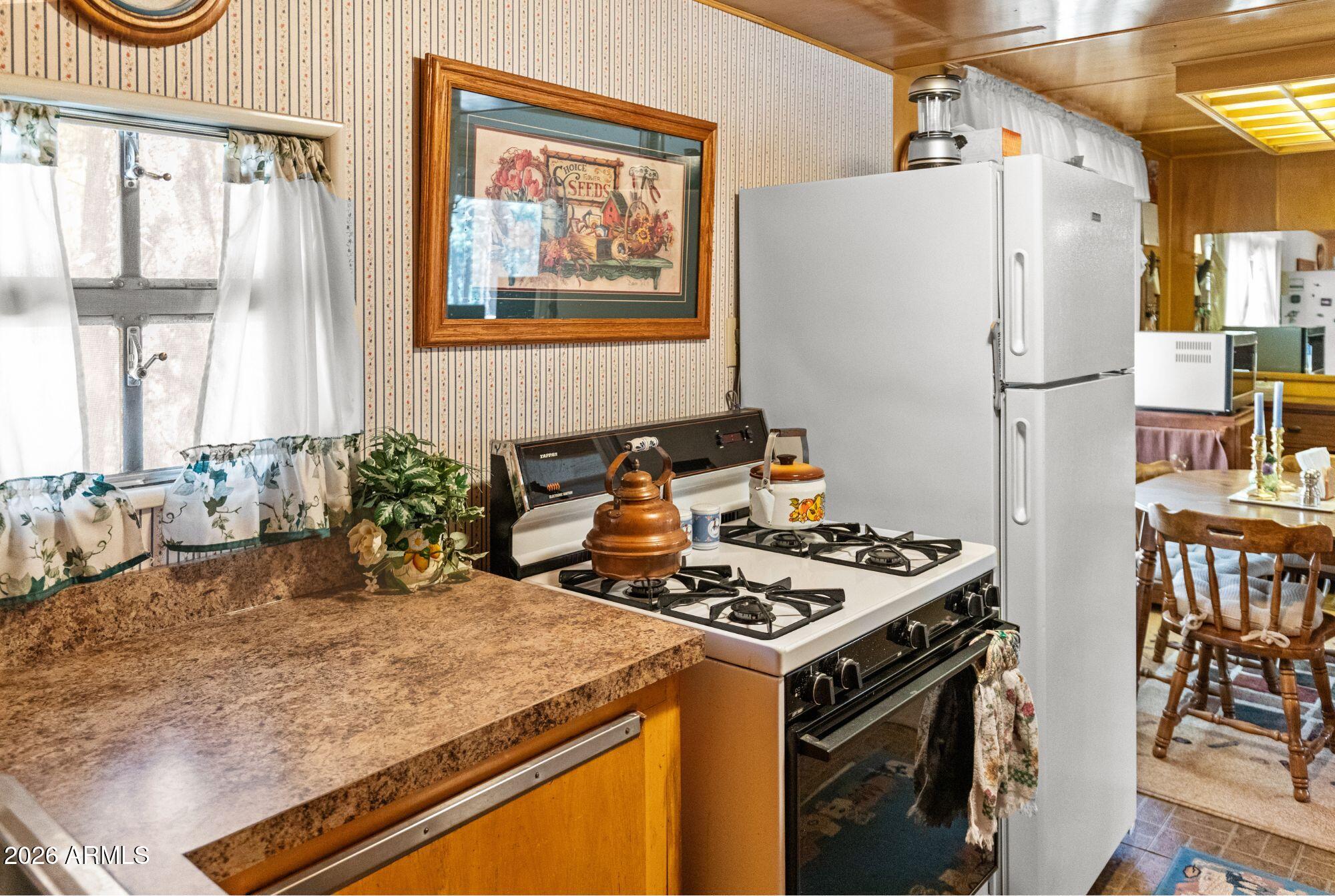 FOREST LAKES ESTATES 5 - Residential