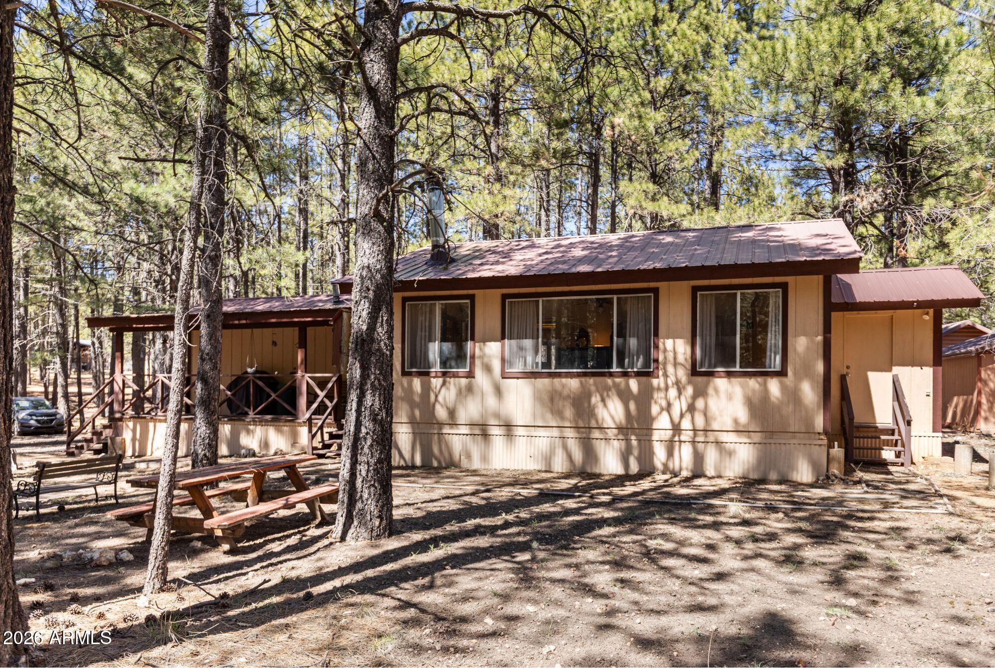 FOREST LAKES ESTATES 5 - Residential