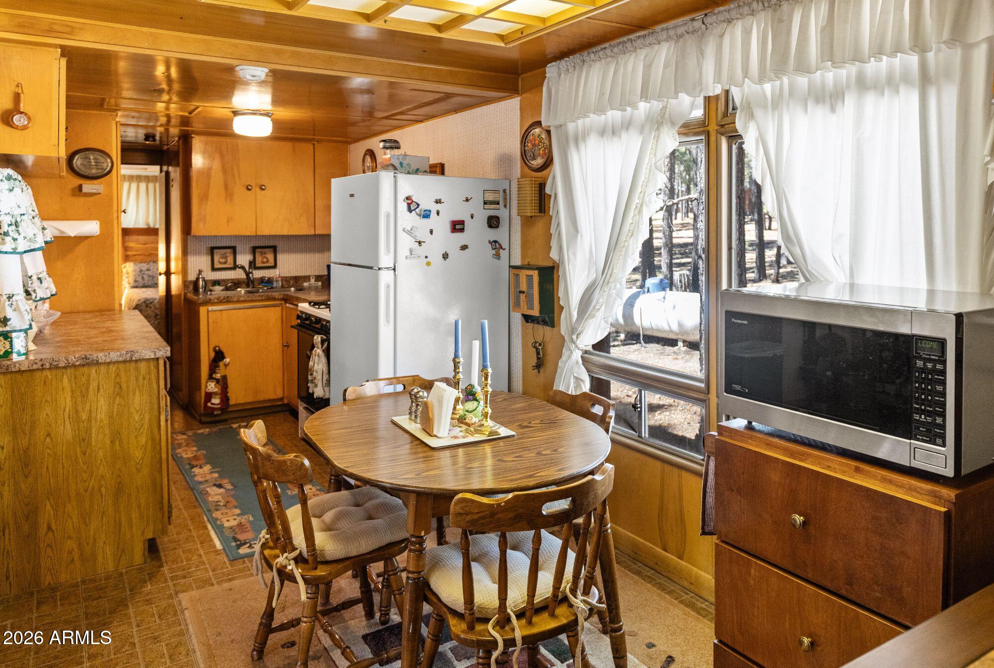 FOREST LAKES ESTATES 5 - Residential