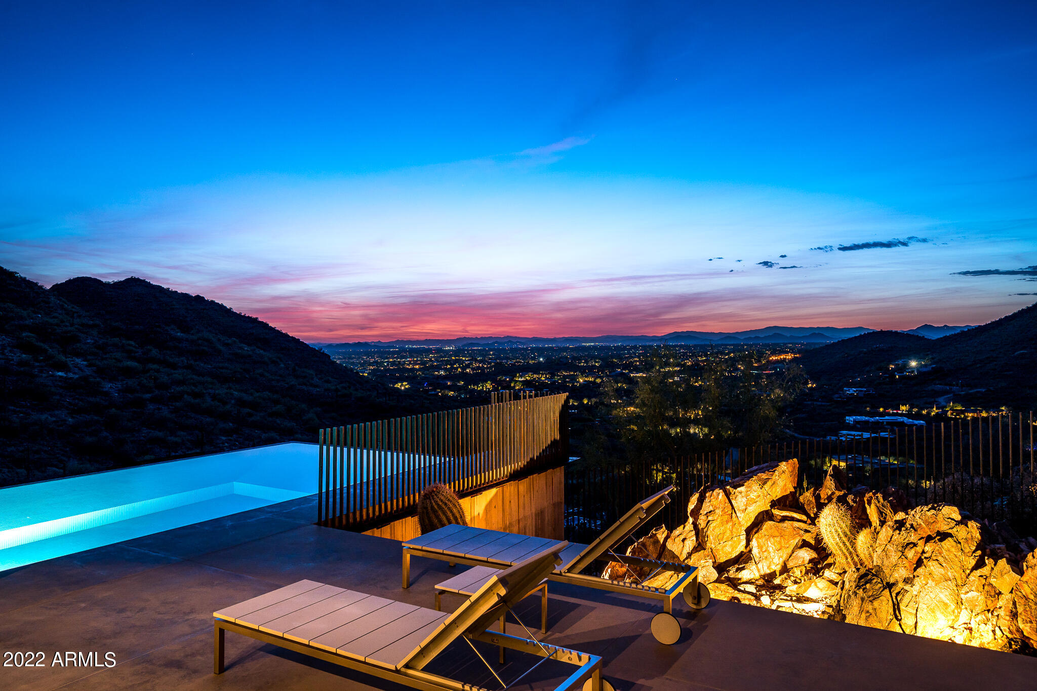 LOST CANYON - Residential