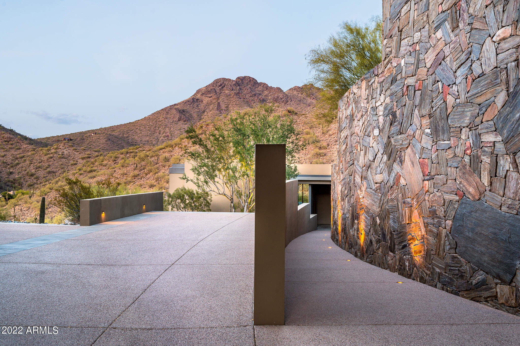 LOST CANYON - Residential