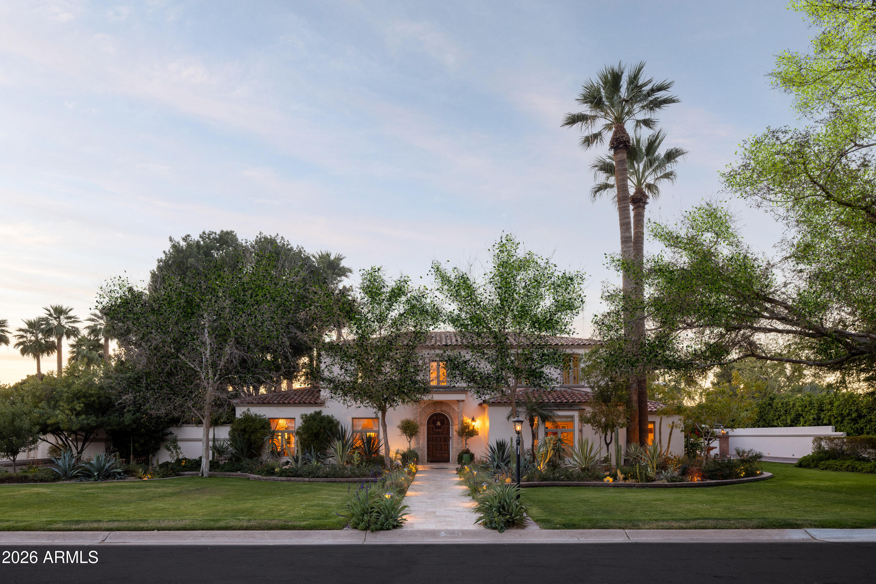 COUNTRY CLUB MANOR LOT 1-8 - Residential